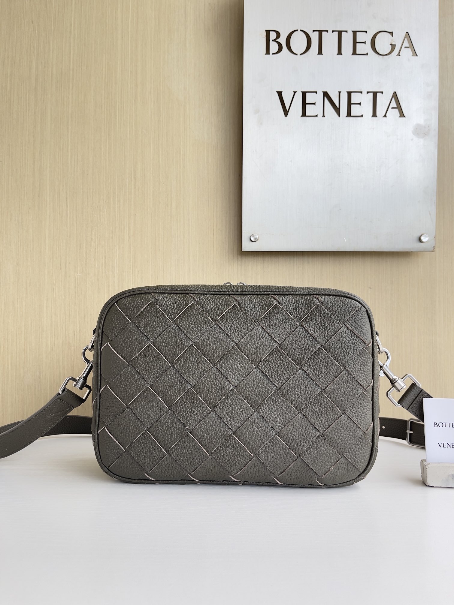 보테가베네타 Bottega Veneta Intrecciato 크로스 백 755925