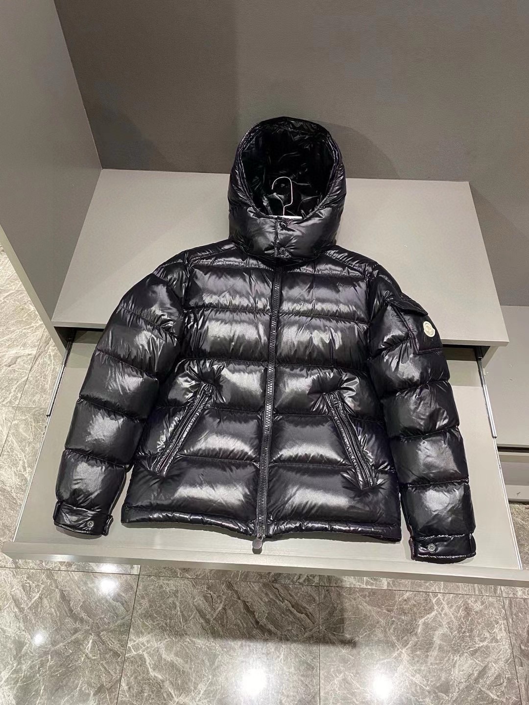 몽클레어 Moncler 패딩