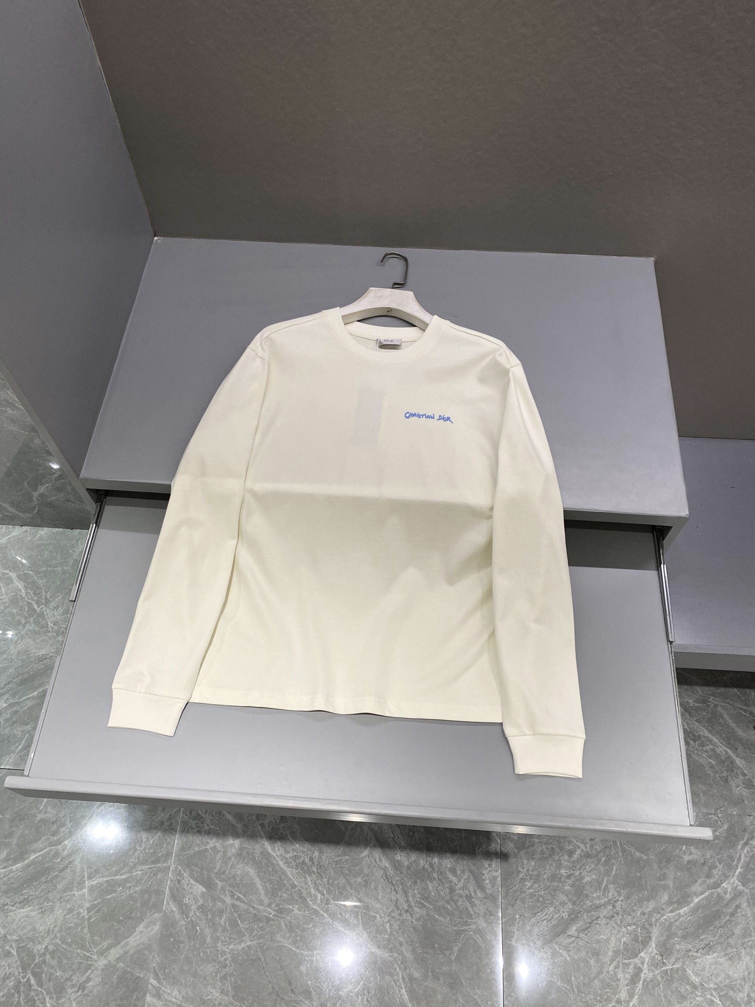 디올 Dior 긴팔 티셔츠
