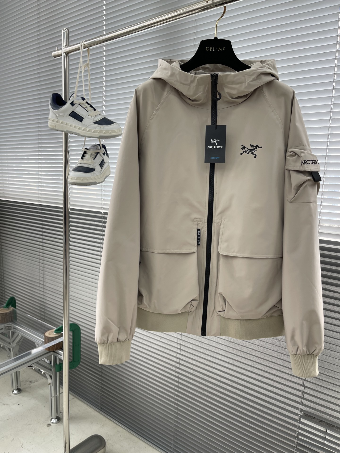 아크테릭스 ARC'TERYX 재킷