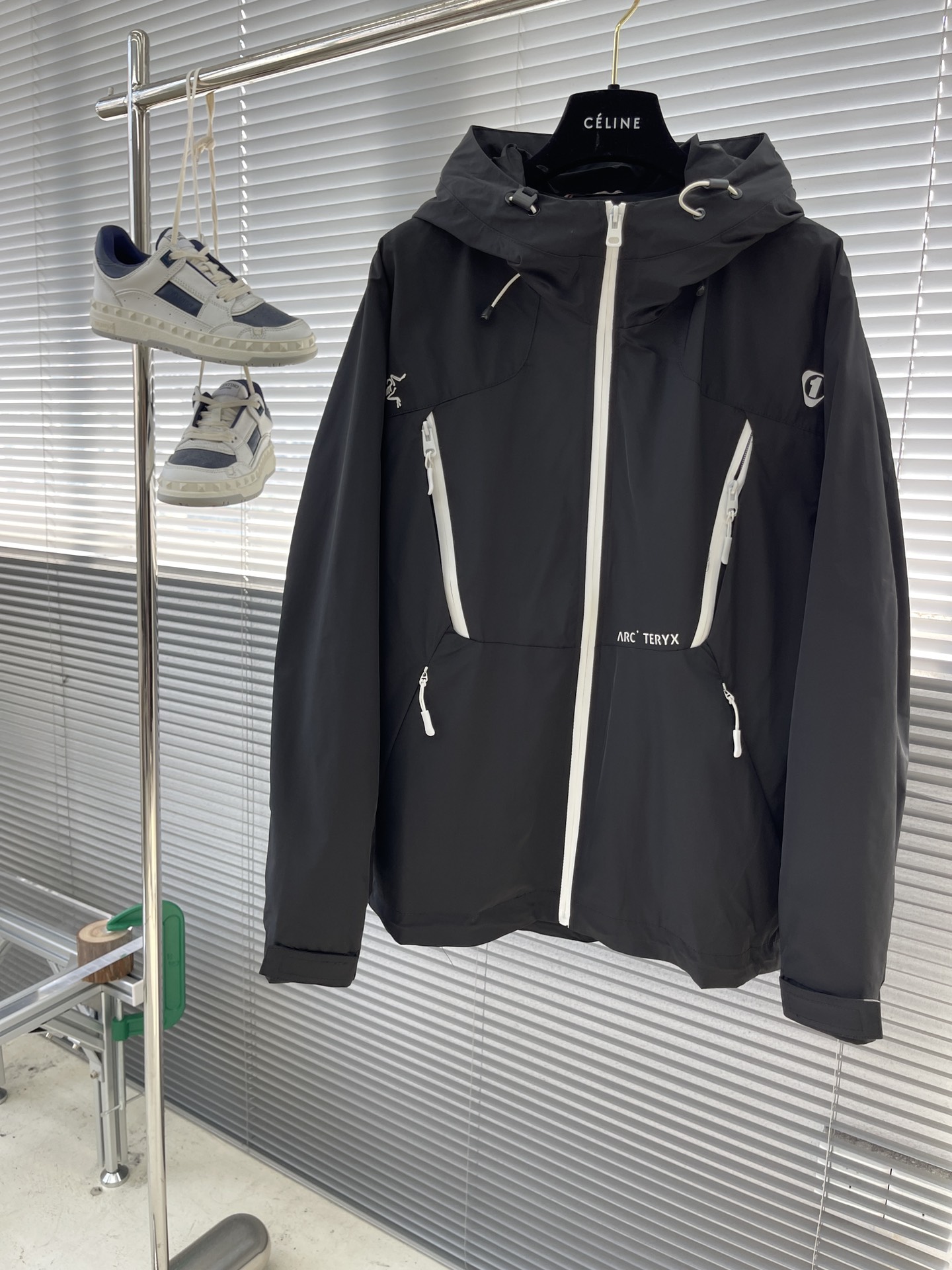 아크테릭스 ARC'TERYX 재킷