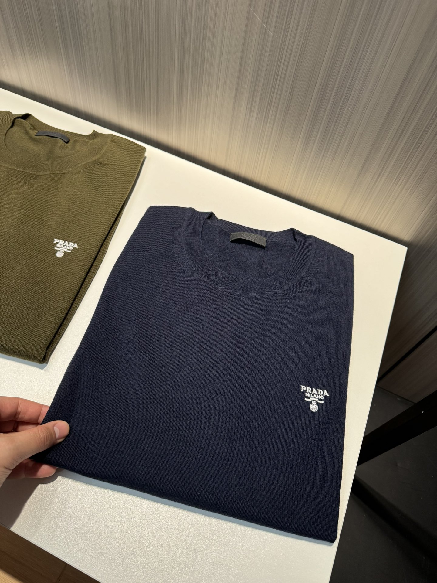 프라다 Prada 스웨터