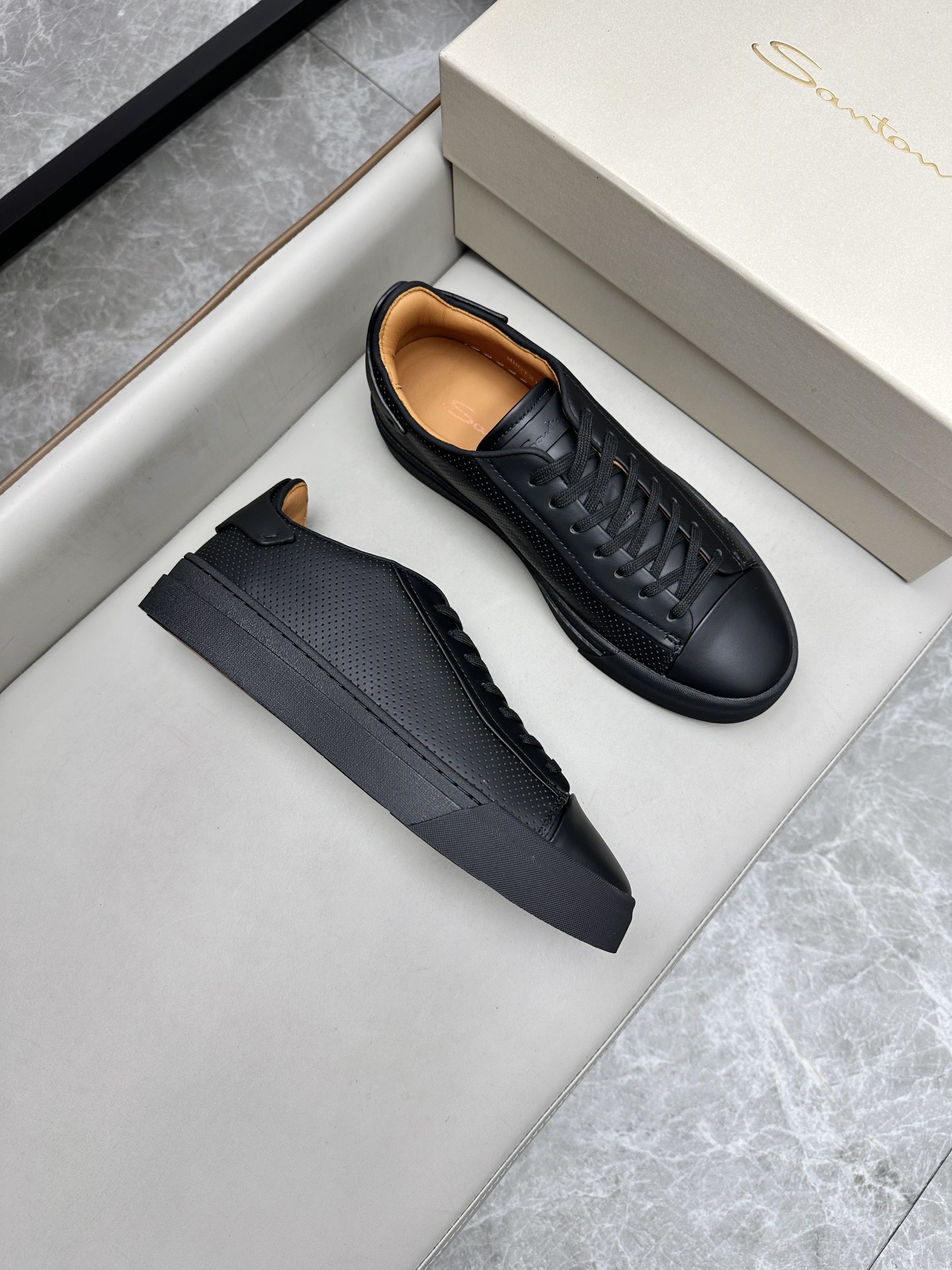 santoni 스니커즈