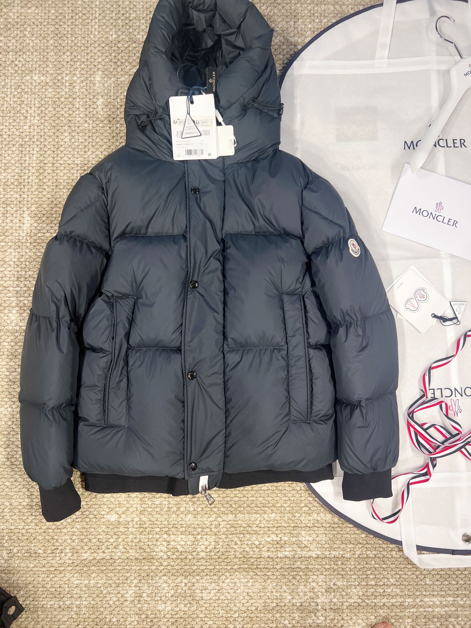 몽클레어 Moncler 패딩