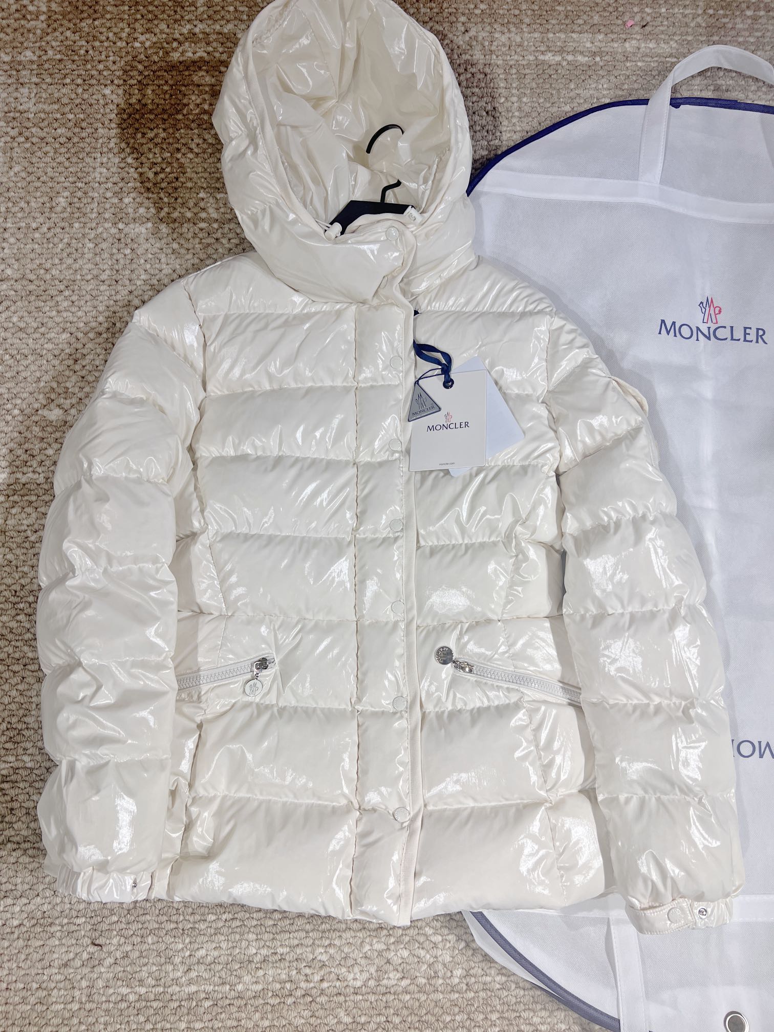 몽클레어 Moncler 패딩
