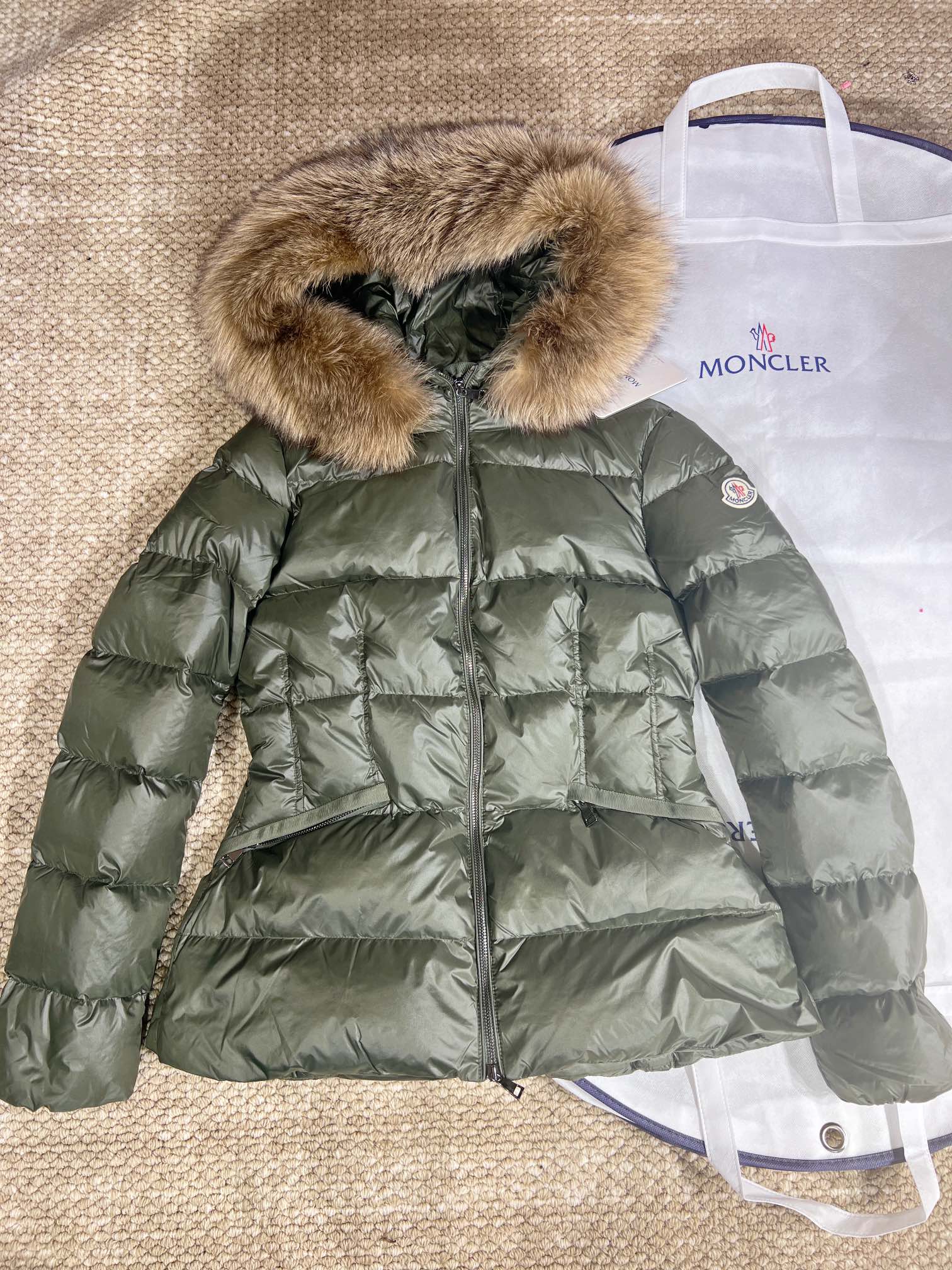 몽클레어 Moncler 패딩