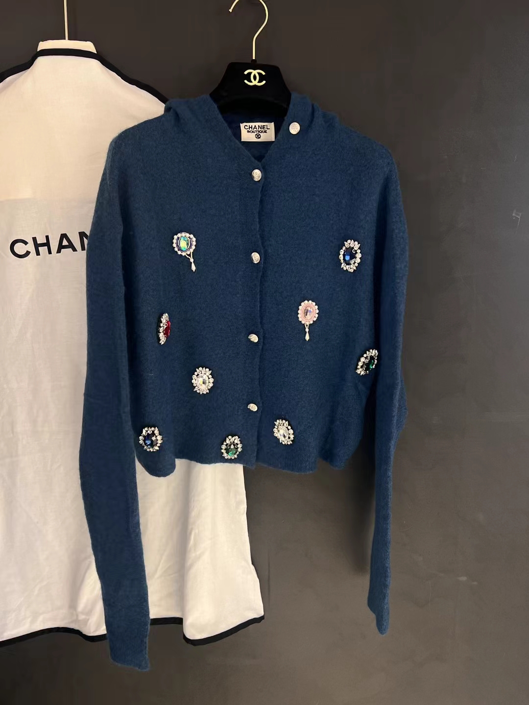 샤넬 CHANEL 가디건