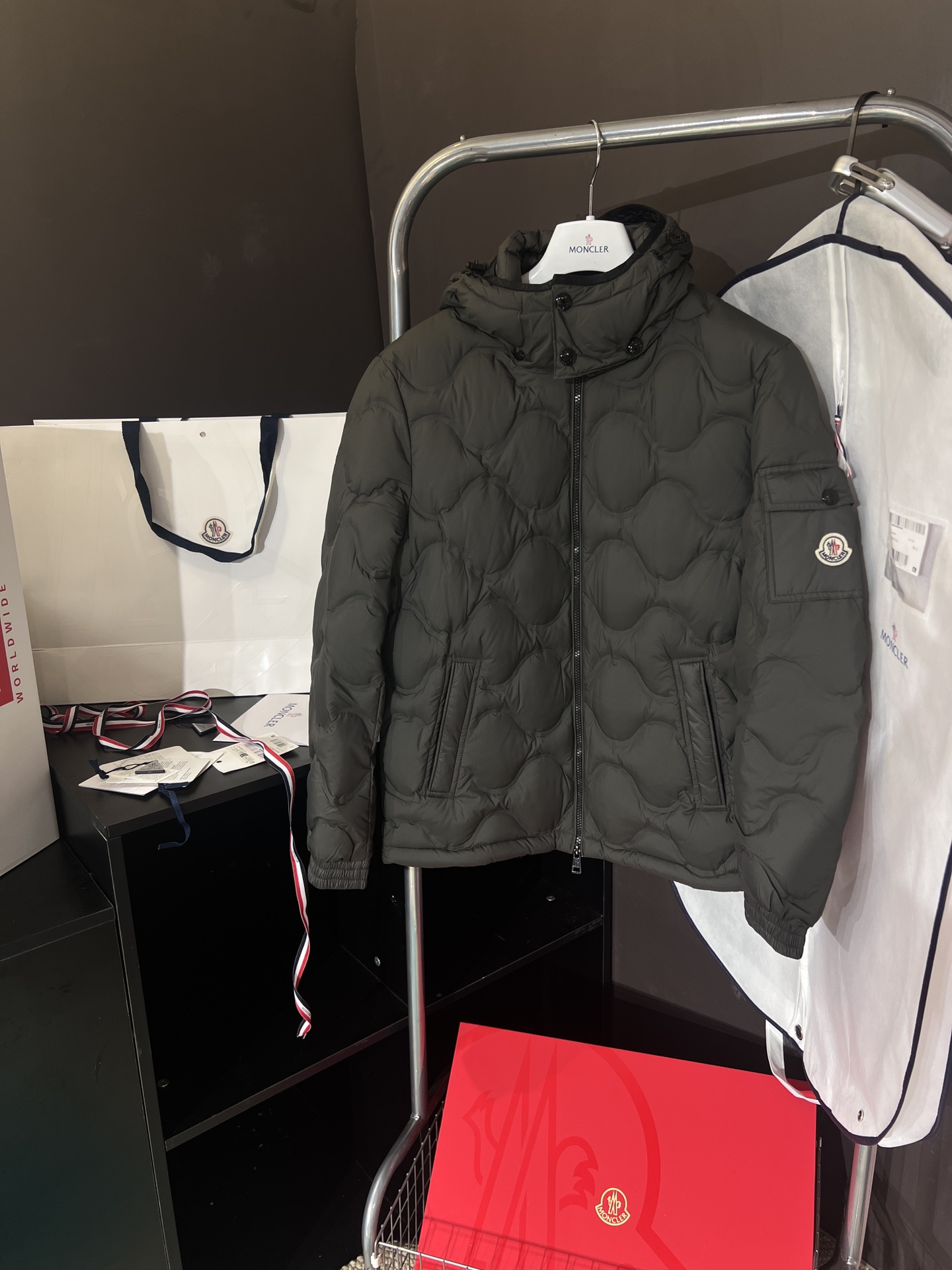 몽클레어 Moncler 패딩