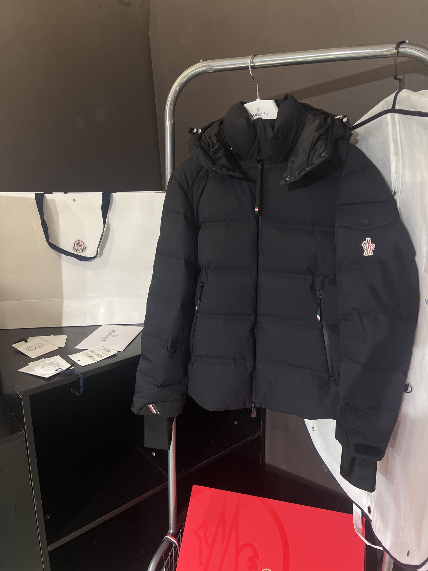 몽클레어 Moncler 패딩