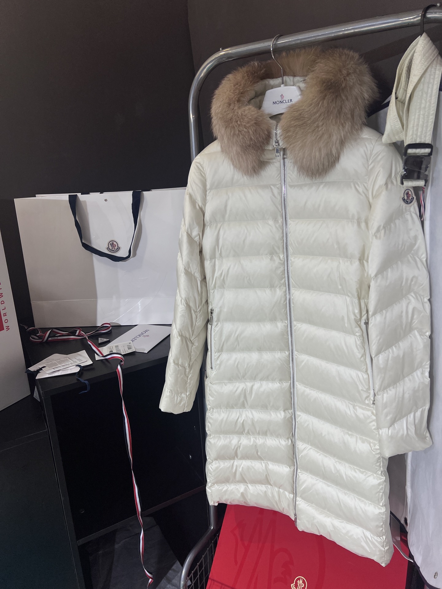 몽클레어 Moncler 패딩