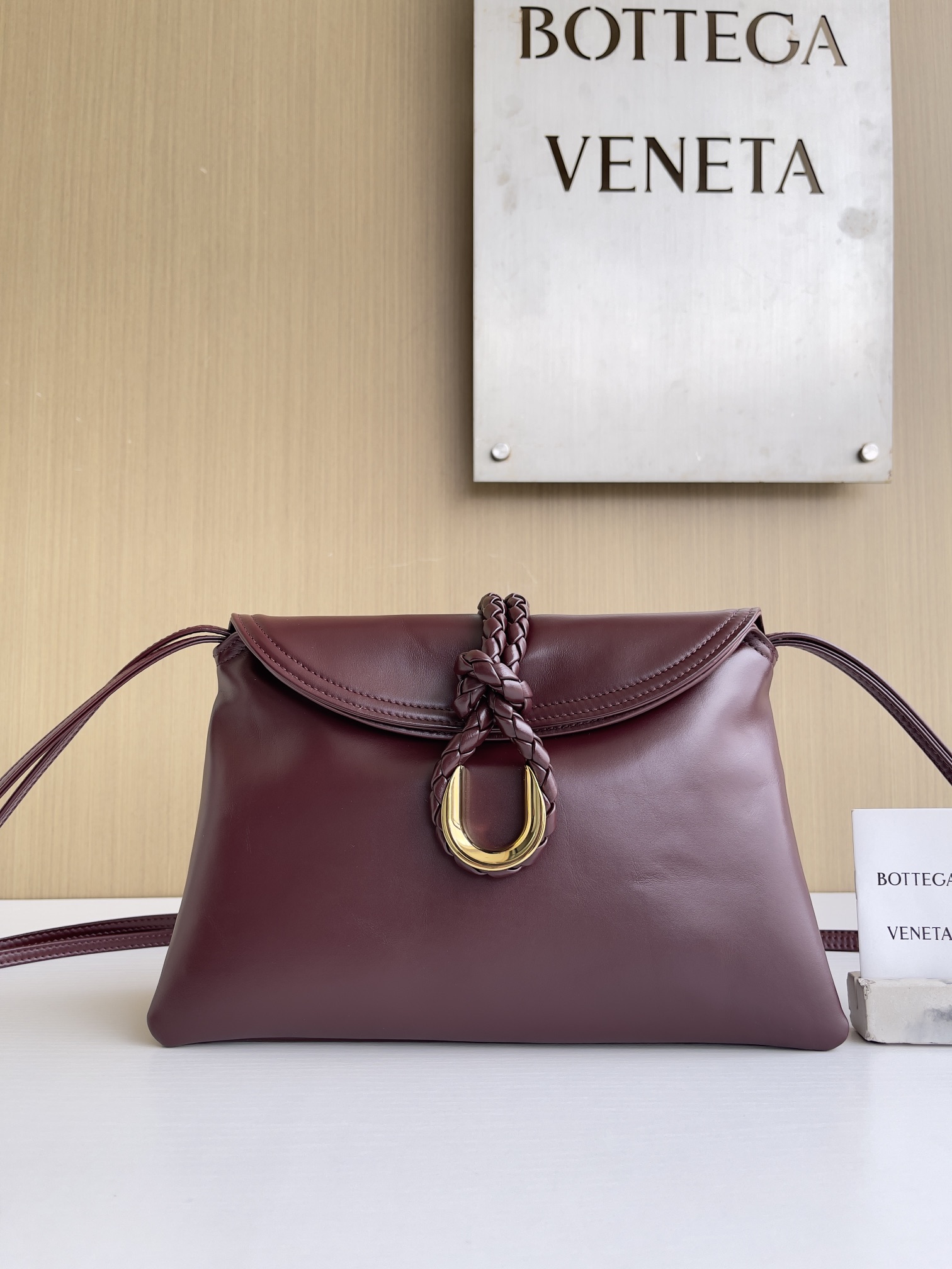 보테가베네타 Bottega Veneta 크로스 백 806030