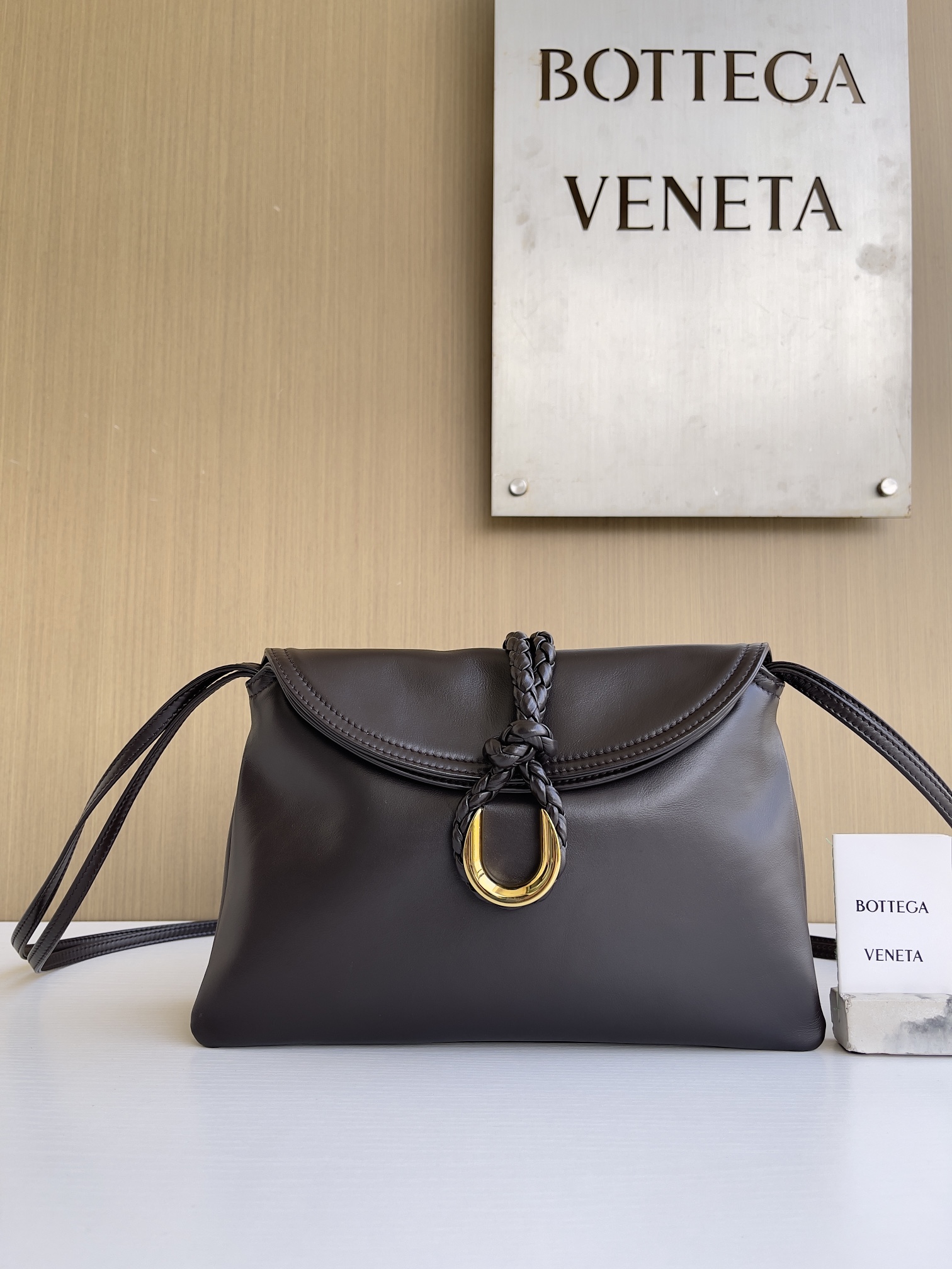 보테가베네타 Bottega Veneta 크로스 백 806030