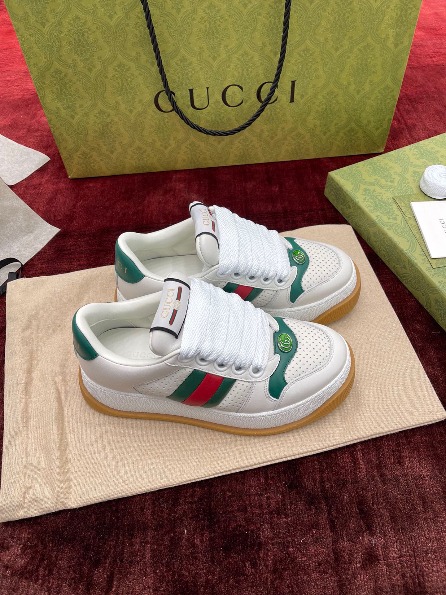 구찌 Gucci 스니커즈