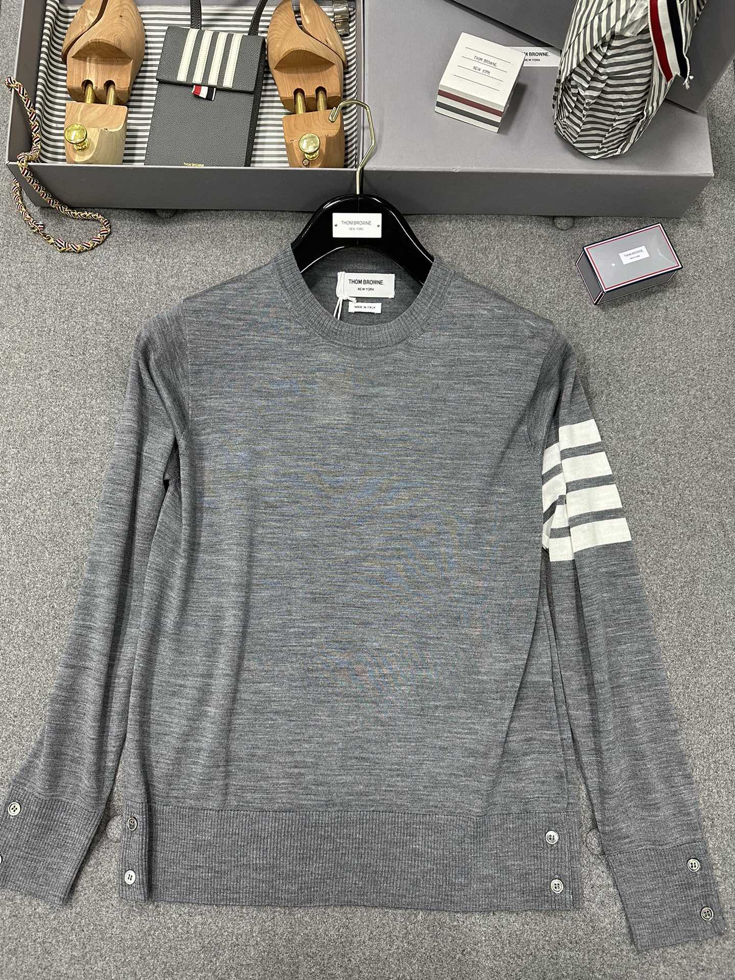 톰브라운 Thom Browne 스웨터