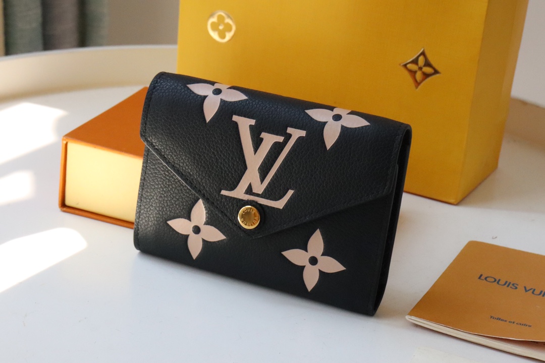 루이비통 Louis Vuitton M81861 지갑 12CM