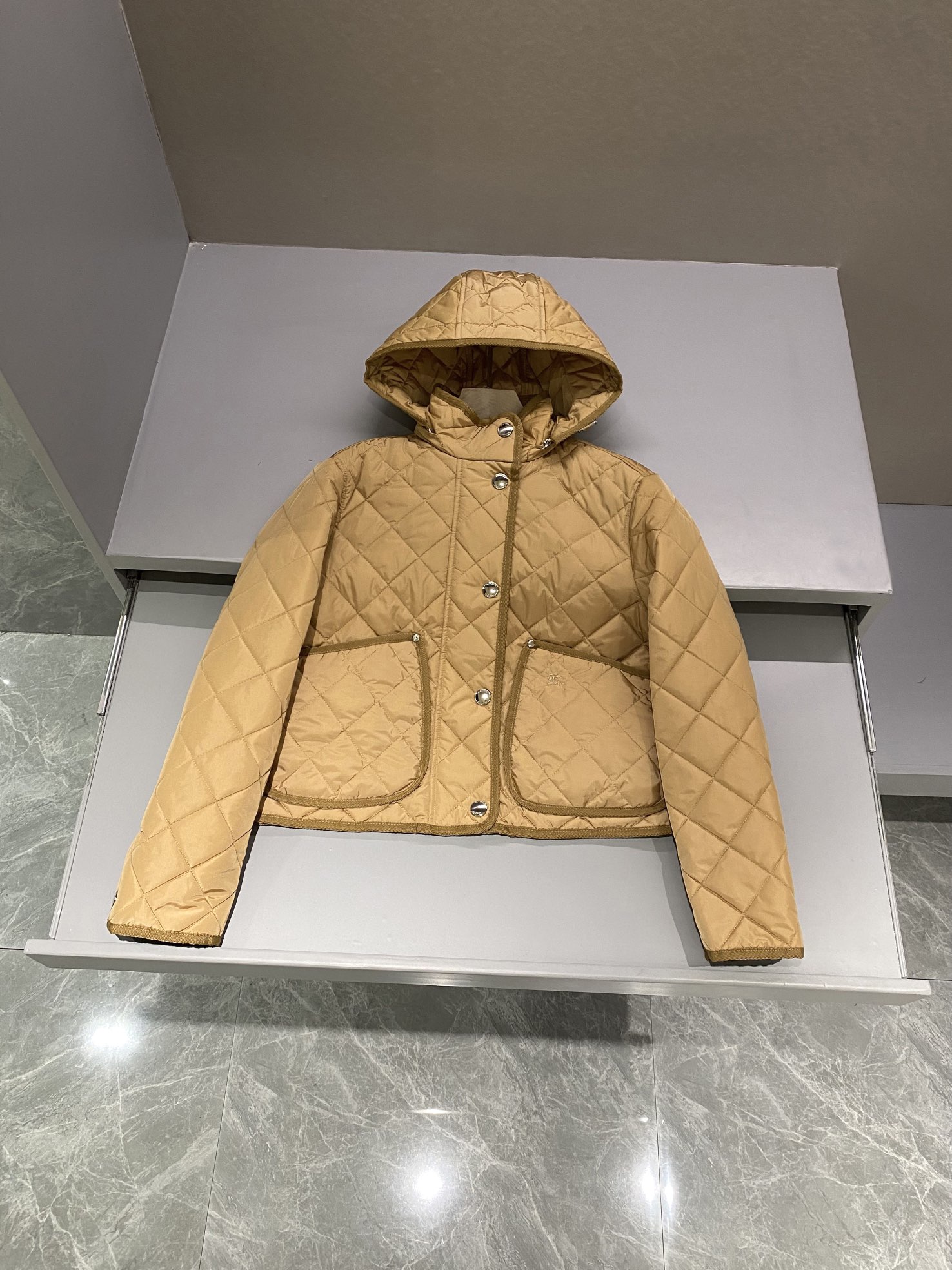 버버리 Burberry   패딩