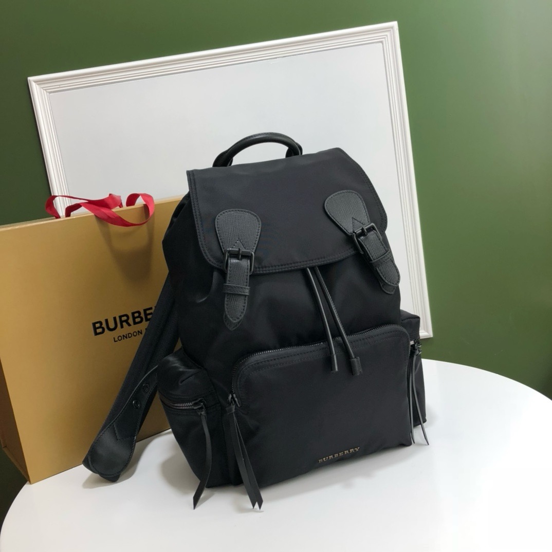 버버리 Burberry 12226 The Rucksack 백팩 42CM