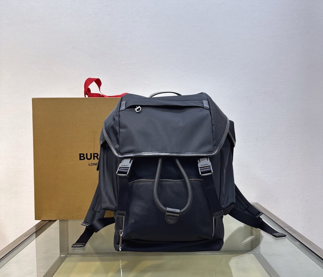 버버리 Burberry 128485 백팩 39CM