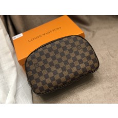 루이비통 Louis Vuitton N47527 파우치 25.5CM