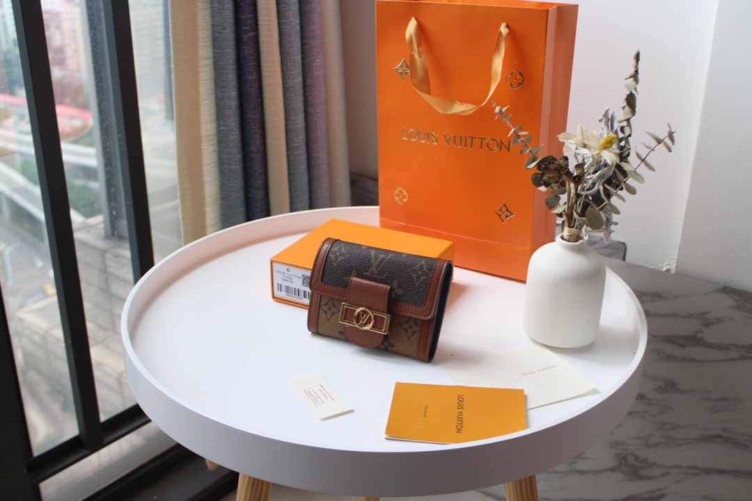루이비통 Louis Vuitton M68725 지갑 12CM