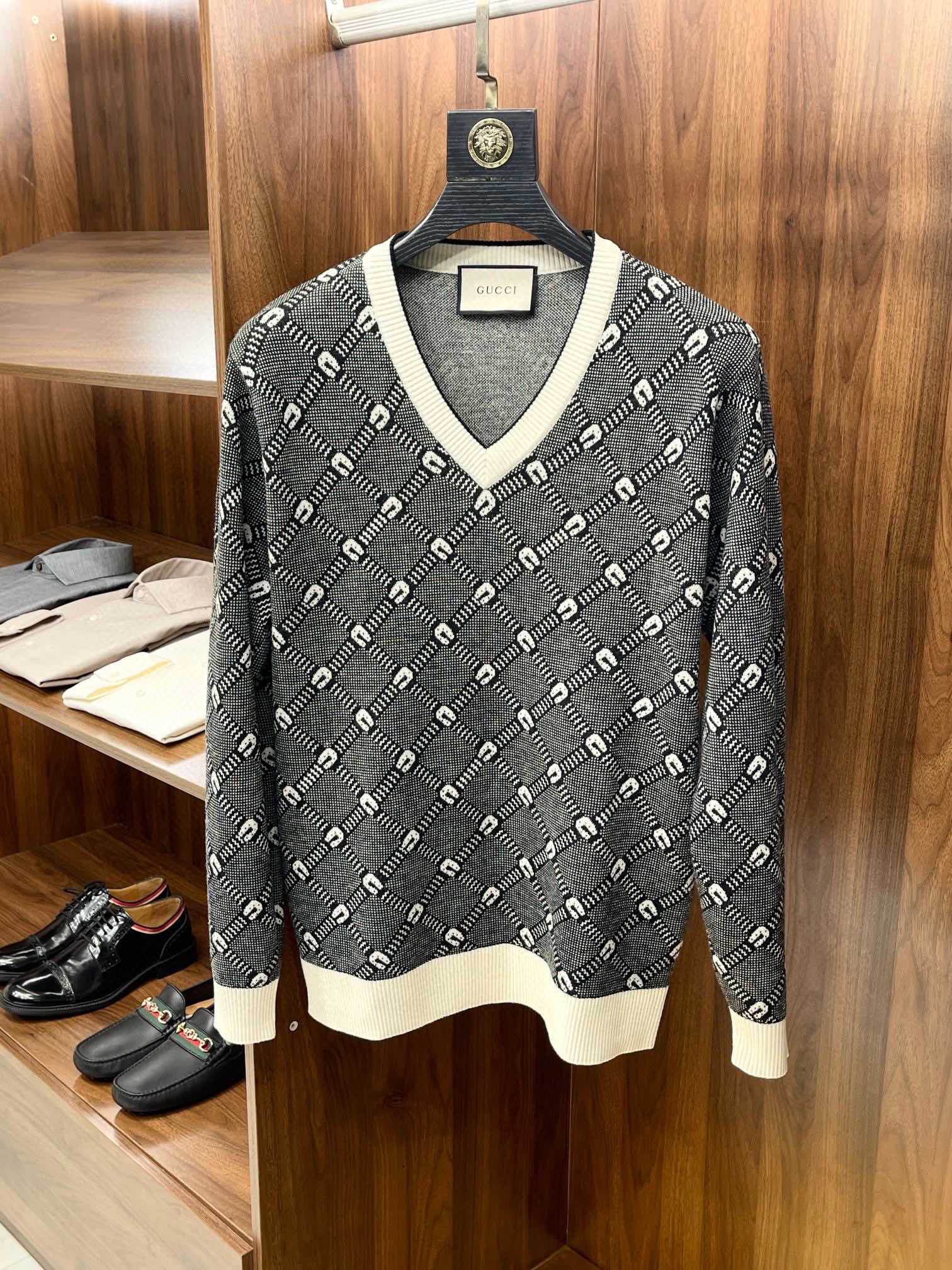 구찌 Gucci 스웨터