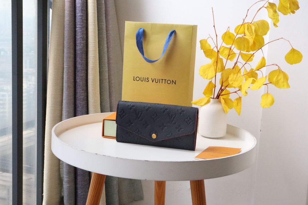 루이비통 Louis Vuitton M60571 지갑 19.5CM