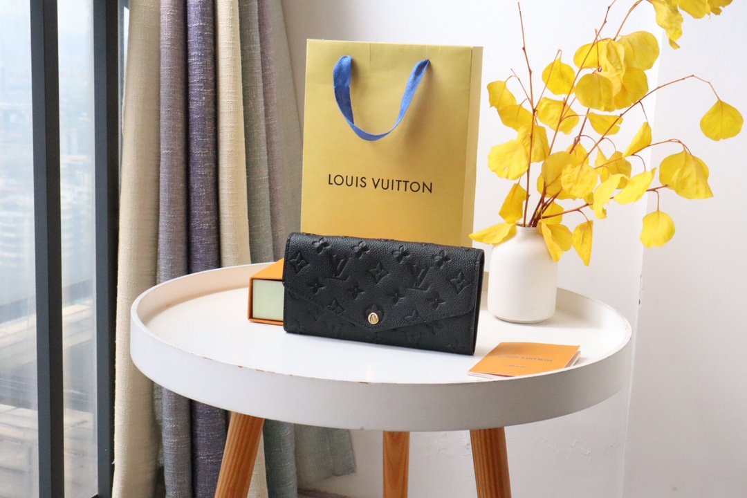 루이비통 Louis Vuitton M60571 지갑 19.5CM