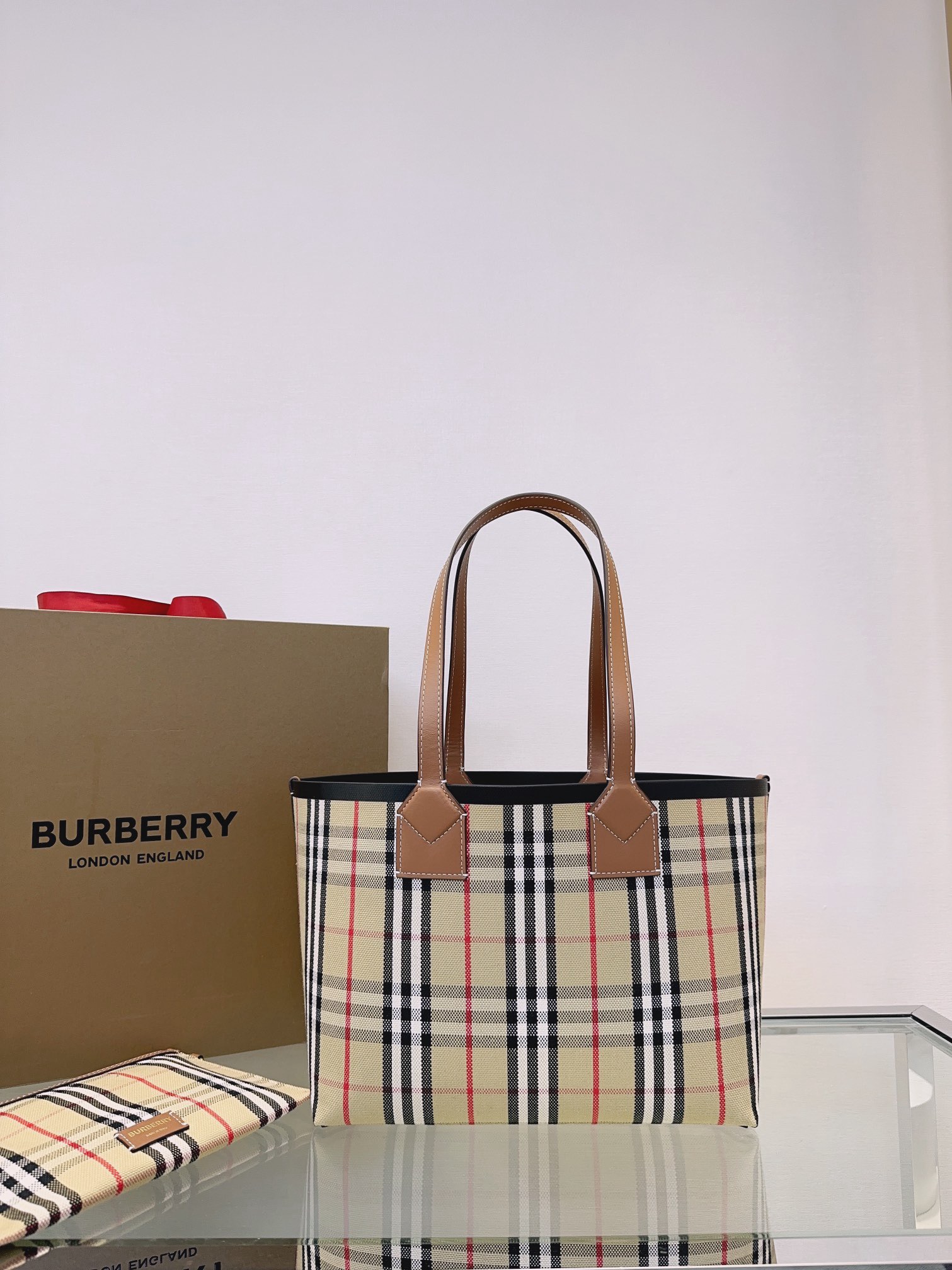 버버리 Burberry 1631 토트 백 44CM