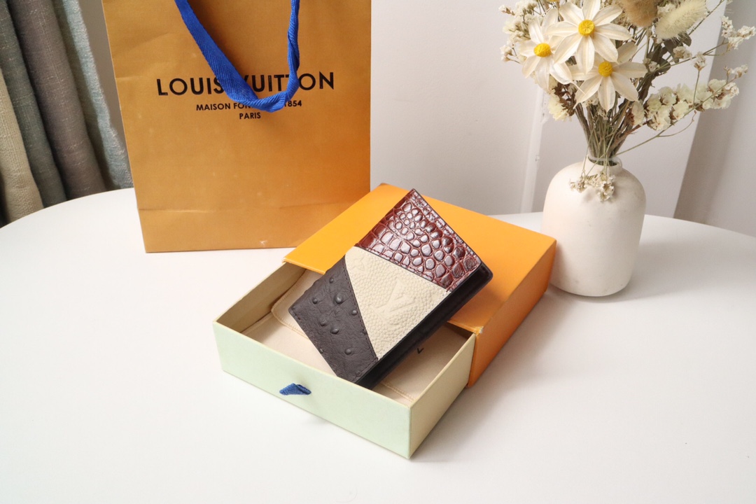 루이비통 Louis Vuitton M84690 카드 케이스 11.1CM