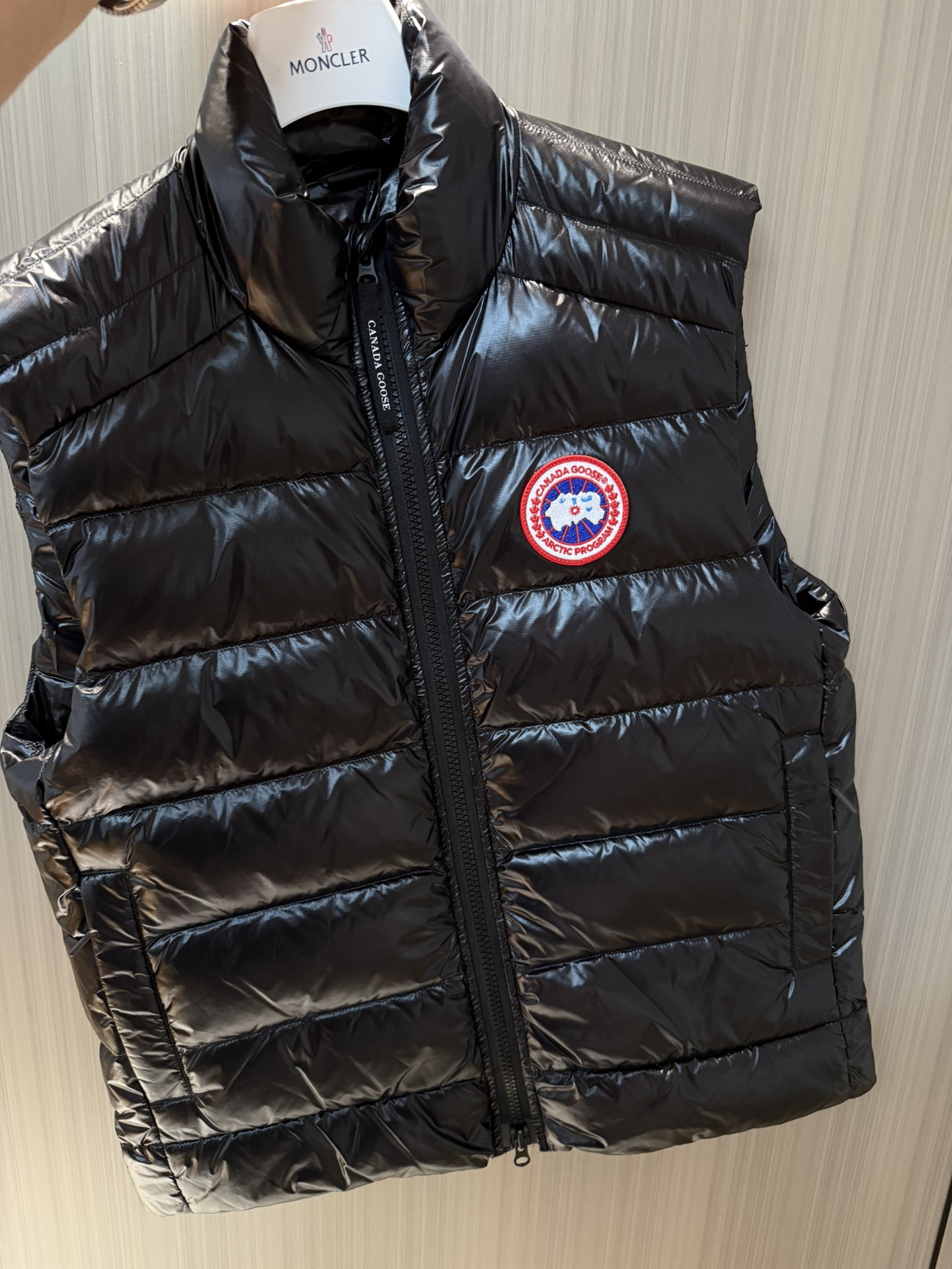 캐나다구스 Canada Goose 조끼 패딩