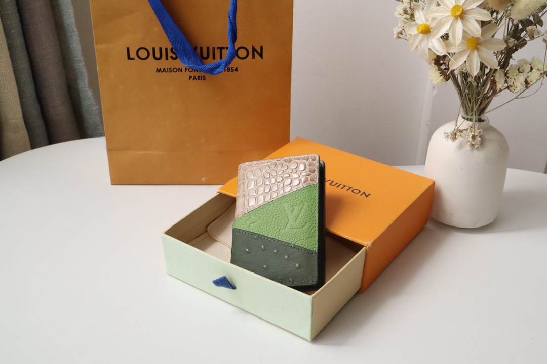 루이비통 Louis Vuitton M84690 카드 케이스 11.1CM