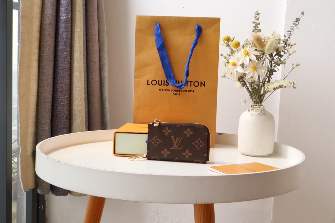 루이비통 Louis Vuitton M83612 지갑 11CM