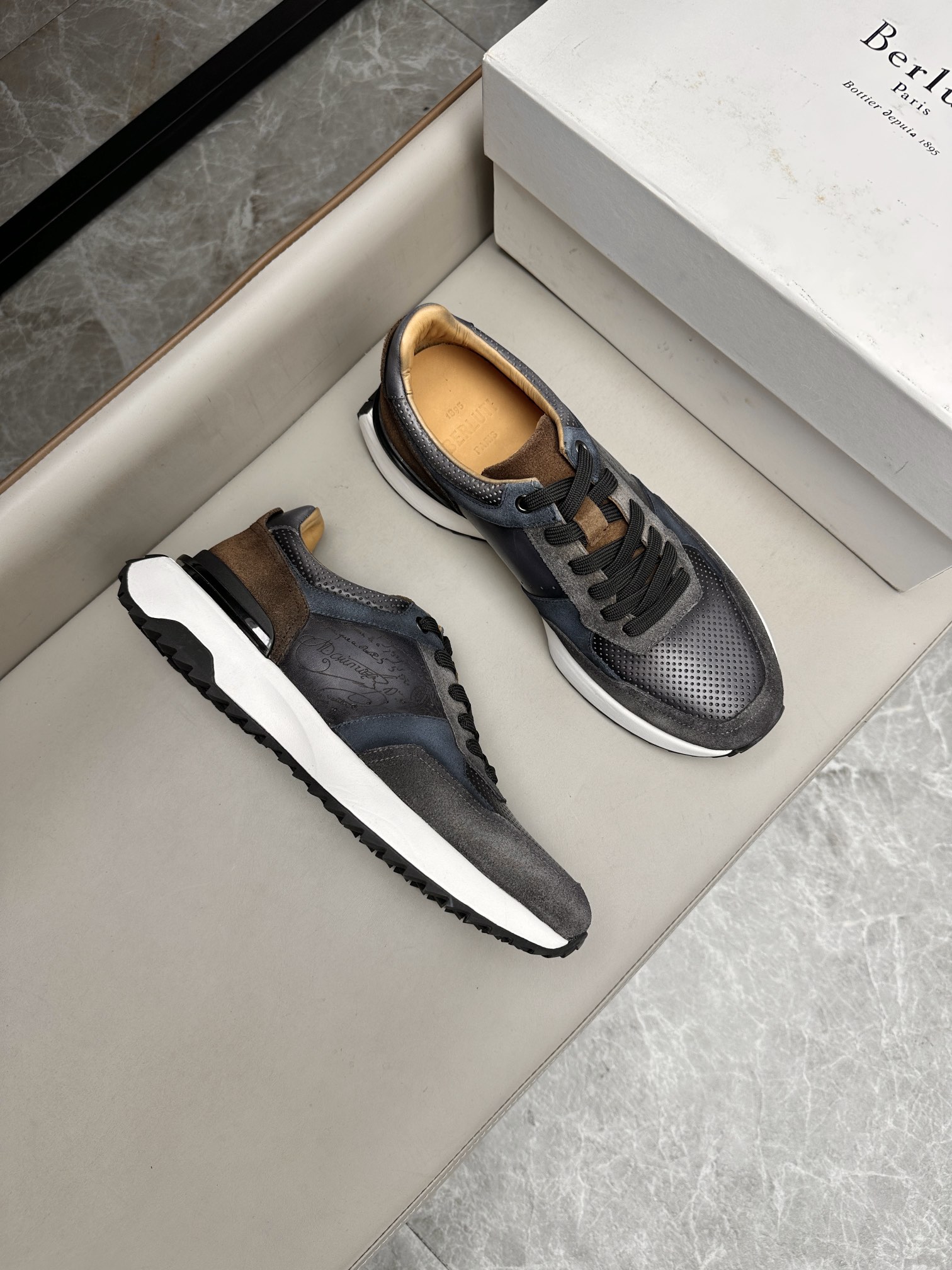 벨루티 Berluti 스니커즈