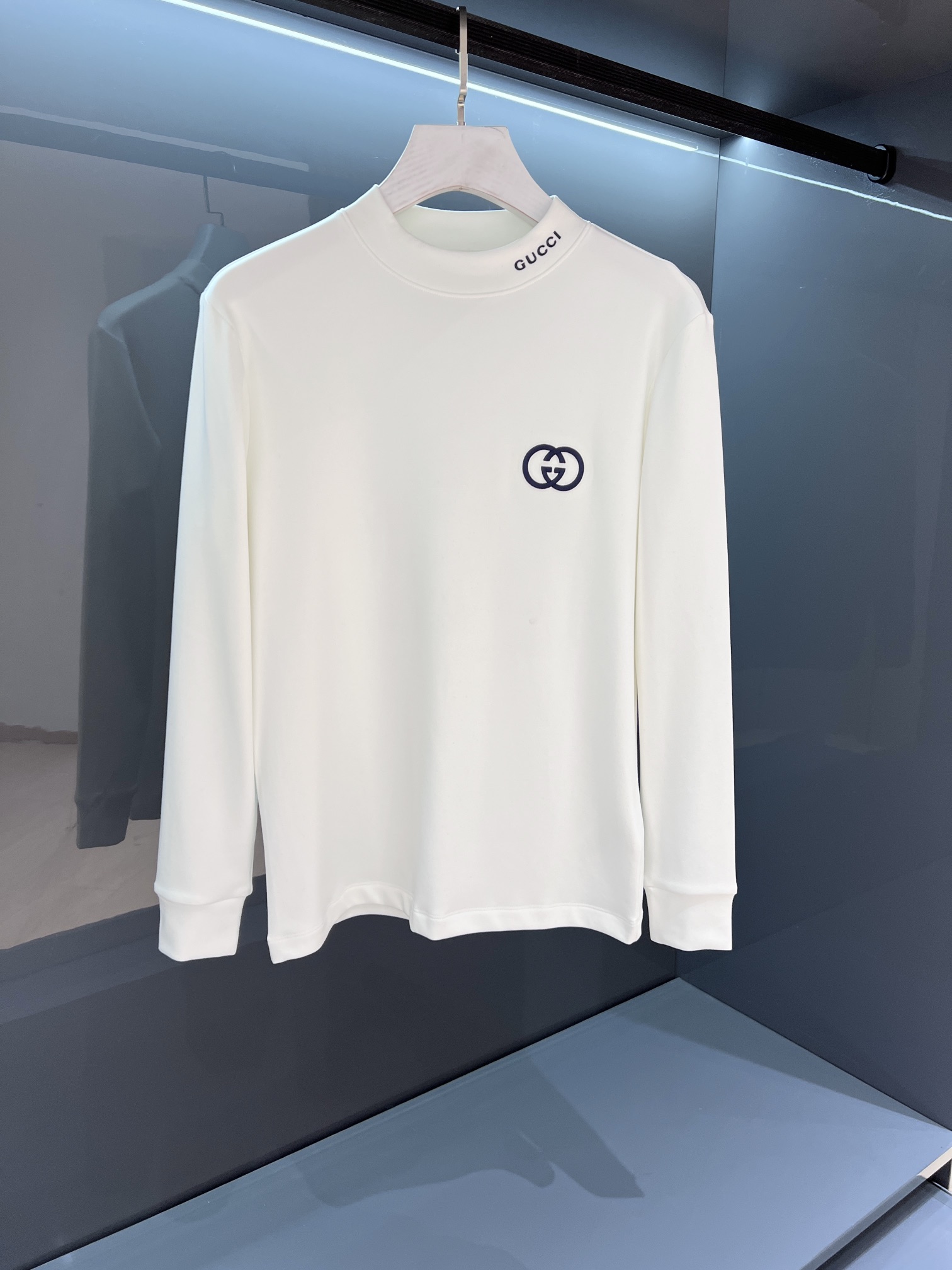 구찌 Gucci 맨투맨