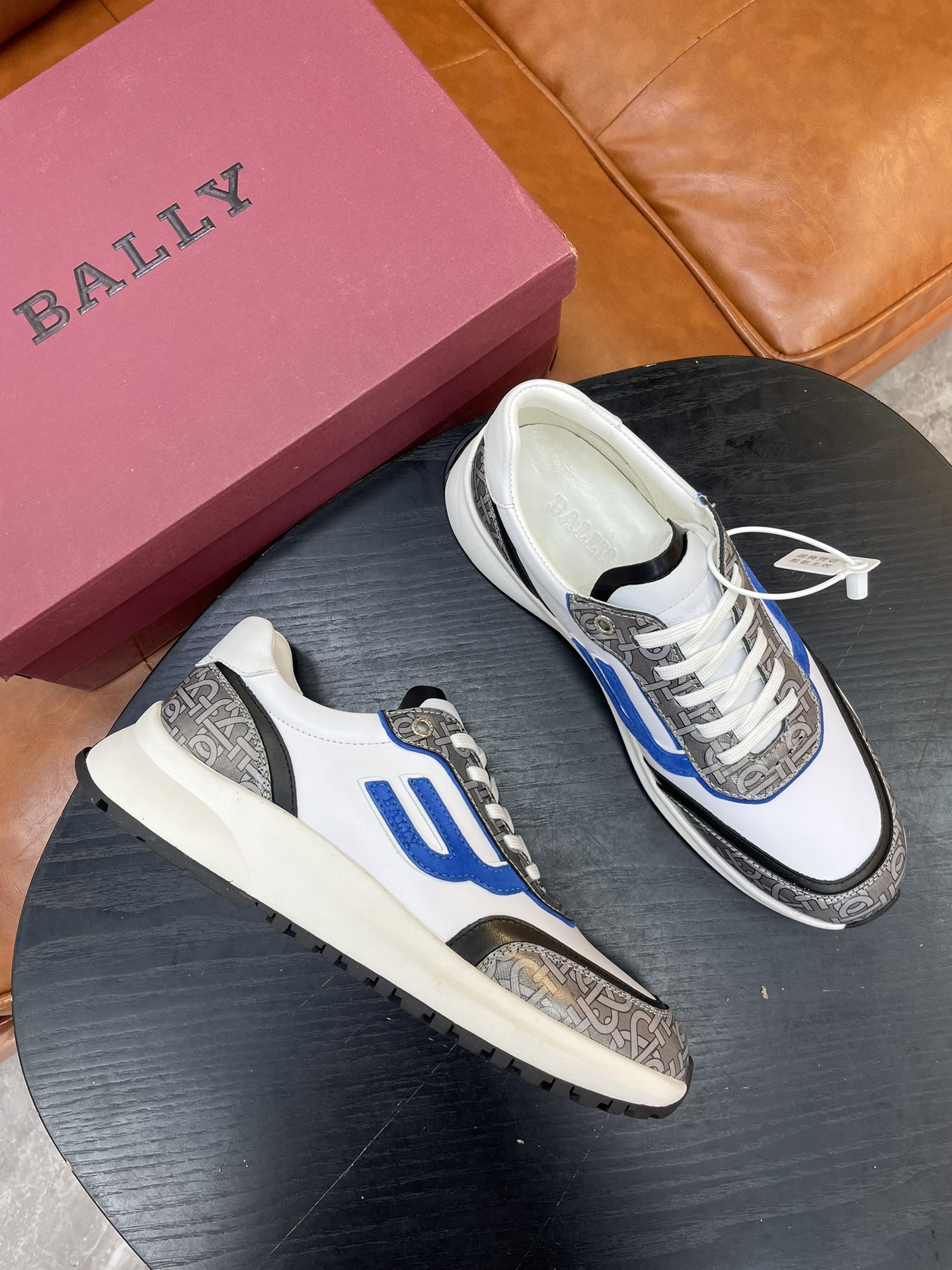 발리 BALLY 스니커즈