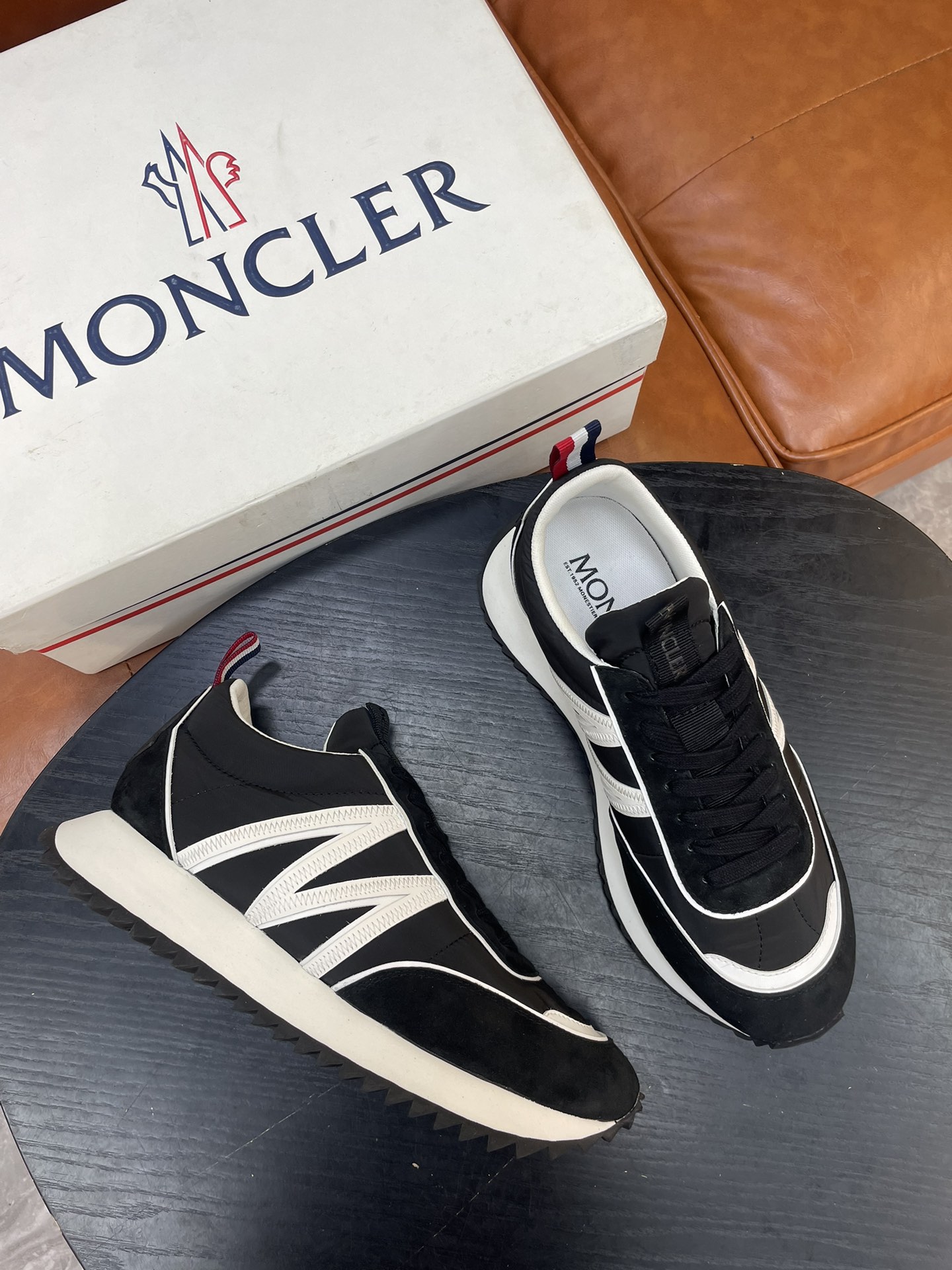 몽클레어 Moncler 스니커즈