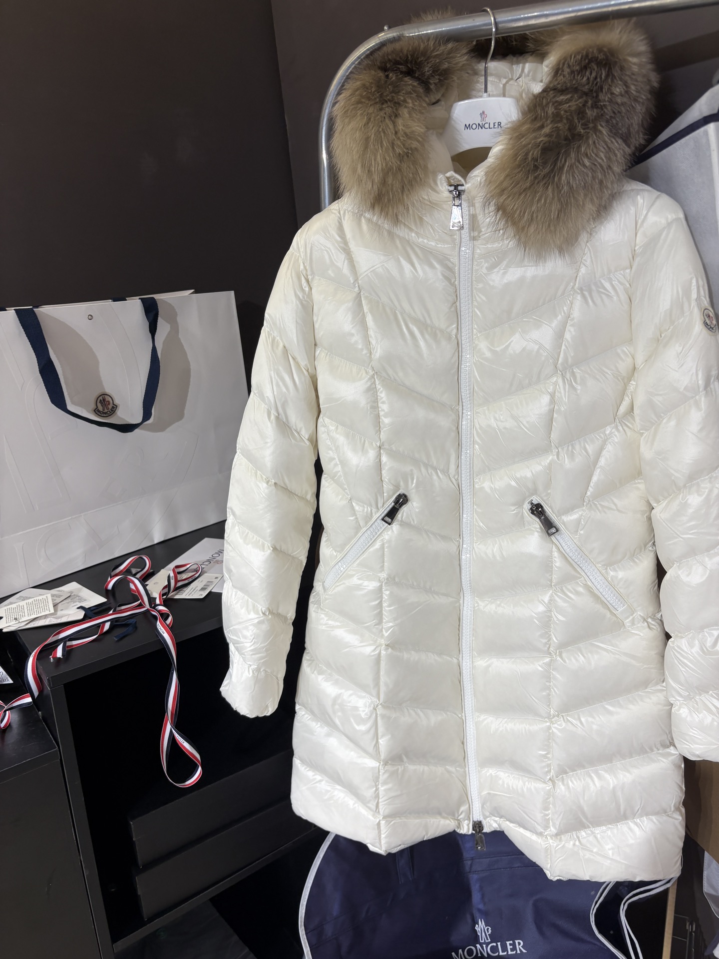 몽클레어 Moncler 패딩