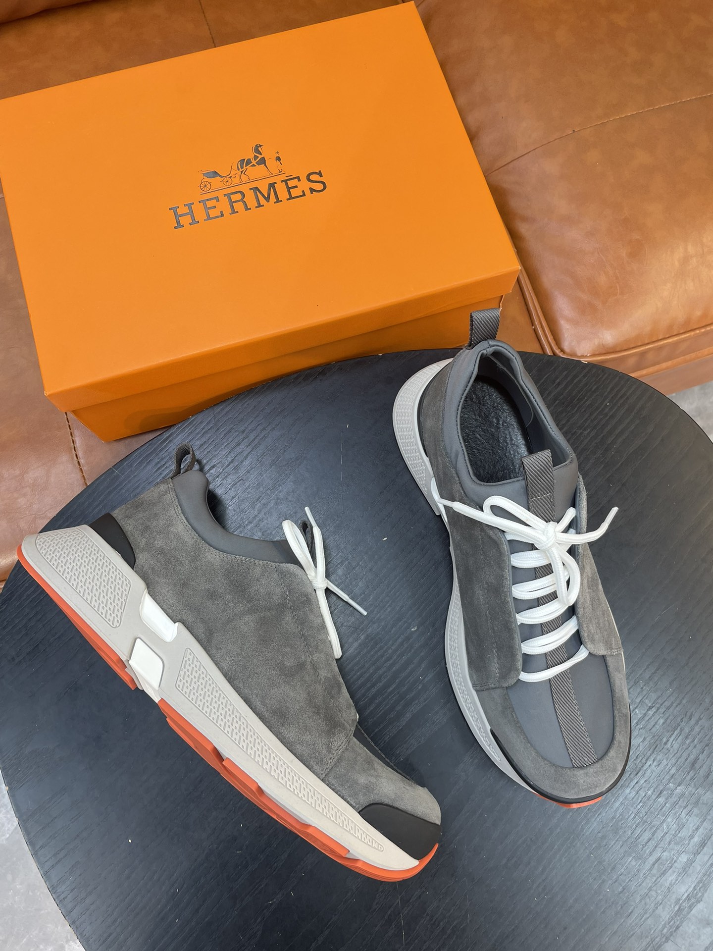 에르메스 Hermes 스니커즈