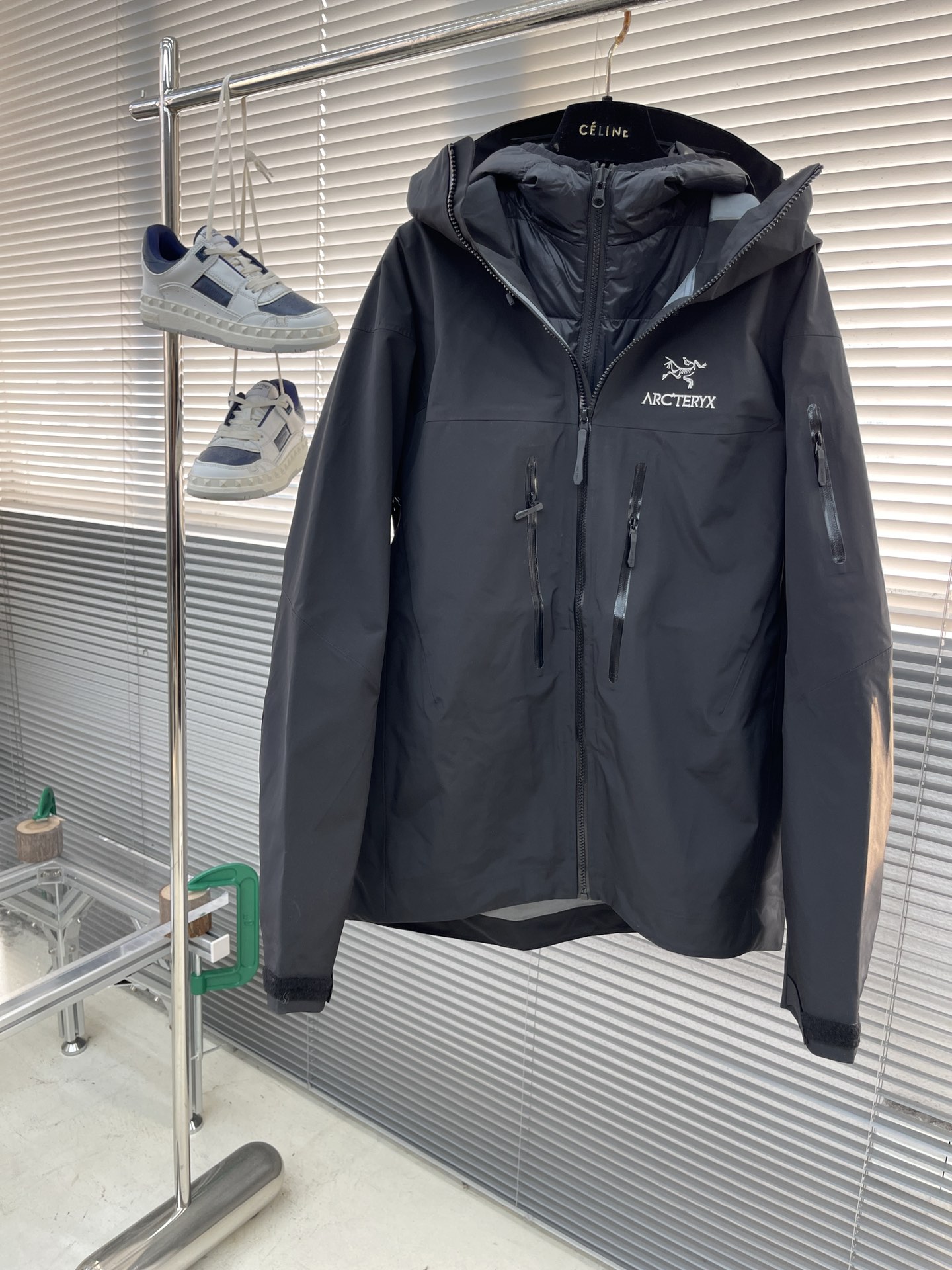 아크테릭스 ARC'TERYX 패딩 재킷