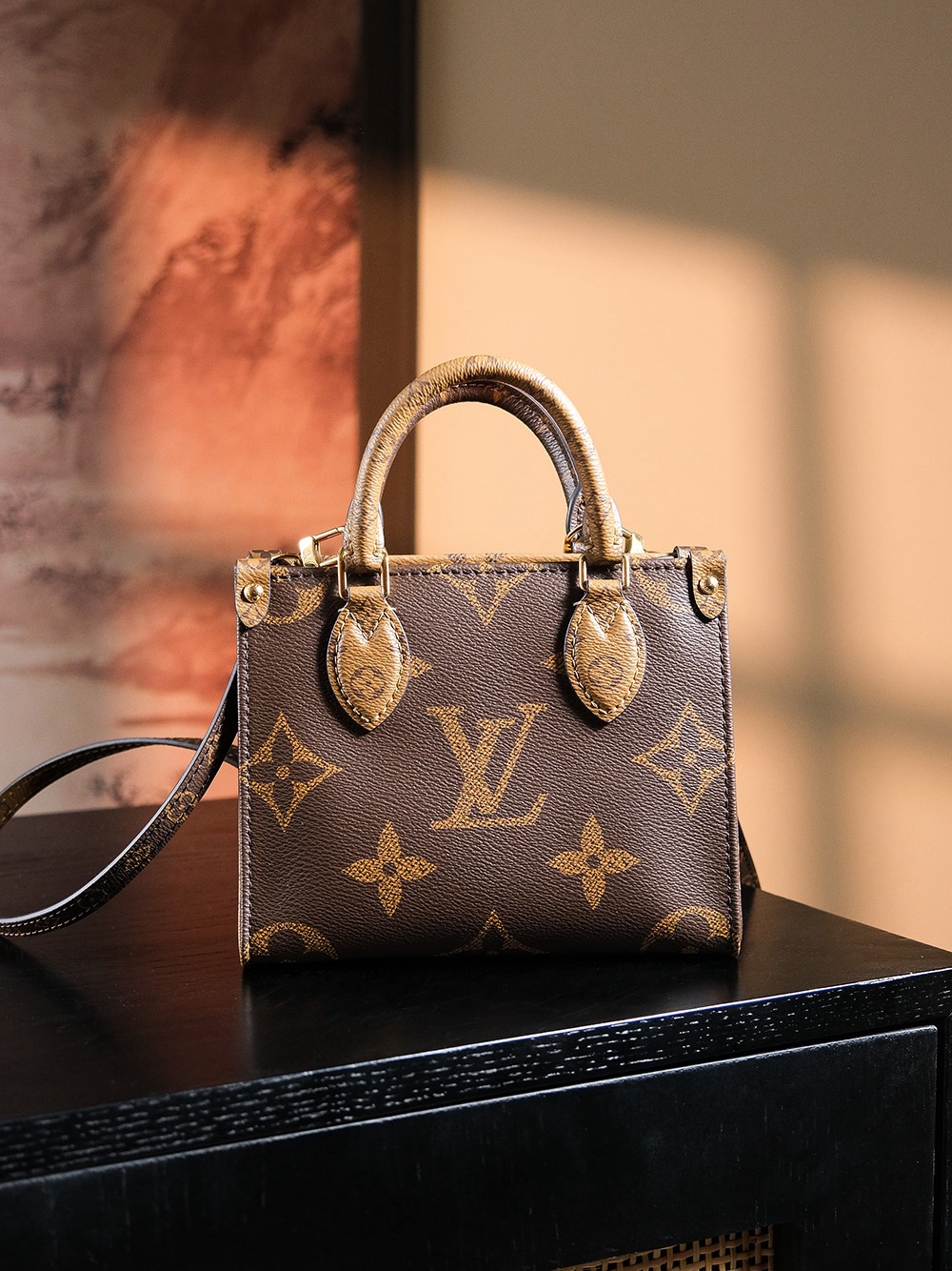 【GR】루이비통 Louis Vuitton M46839 Onthego BB 온더고 BB 모노그램 리버스 18CM