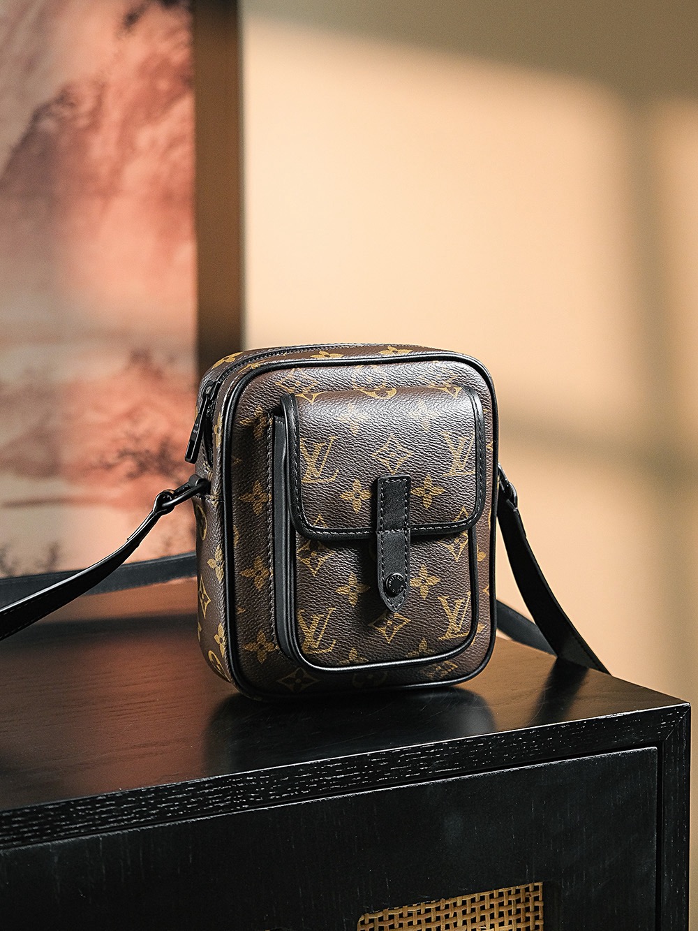 【GR】루이비통 Louis Vuitton M69404 Christopher 크리스토퍼 웨어러블 월렛 모노그램 15CM