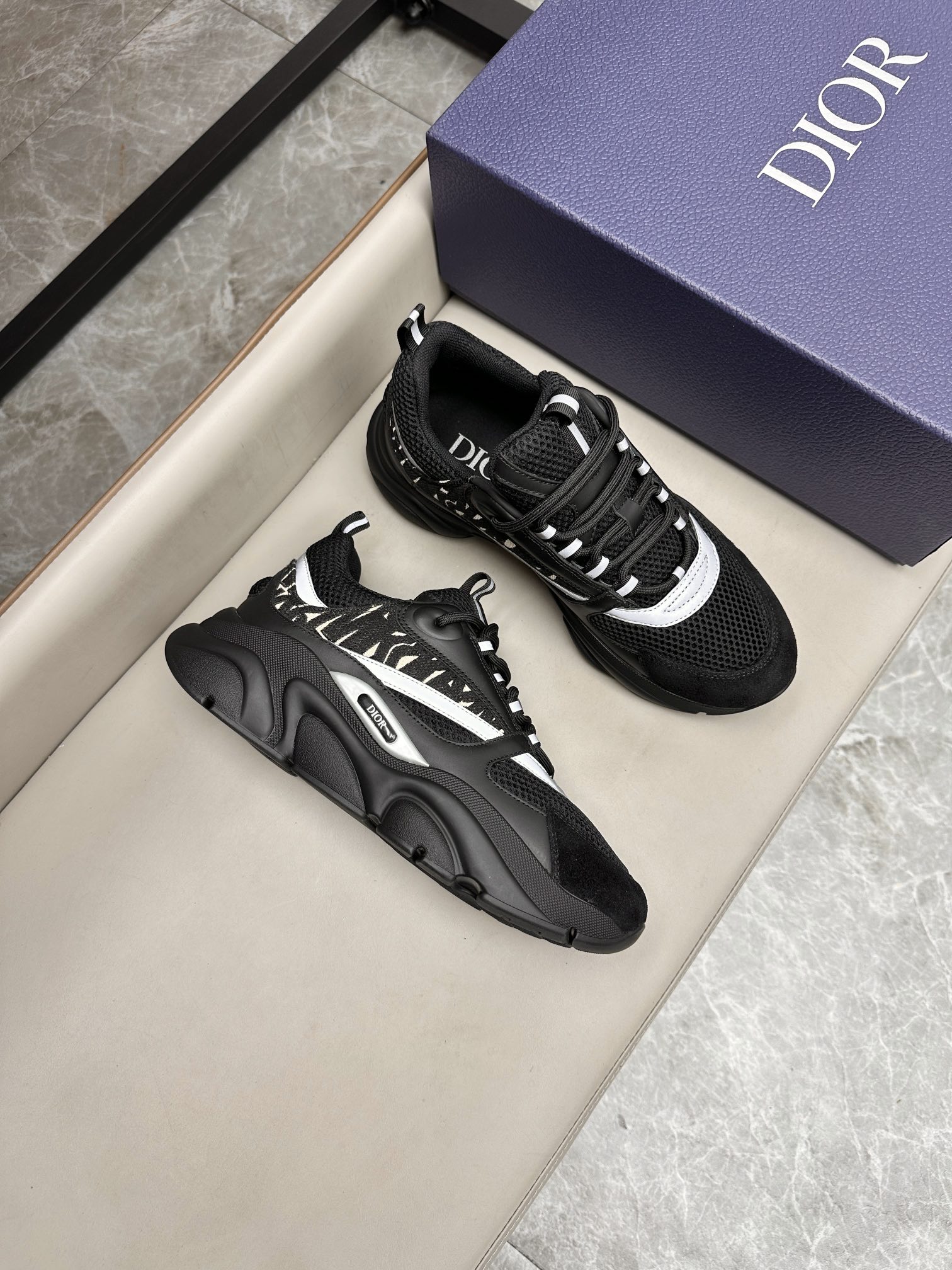 디올 Dior 스니커즈