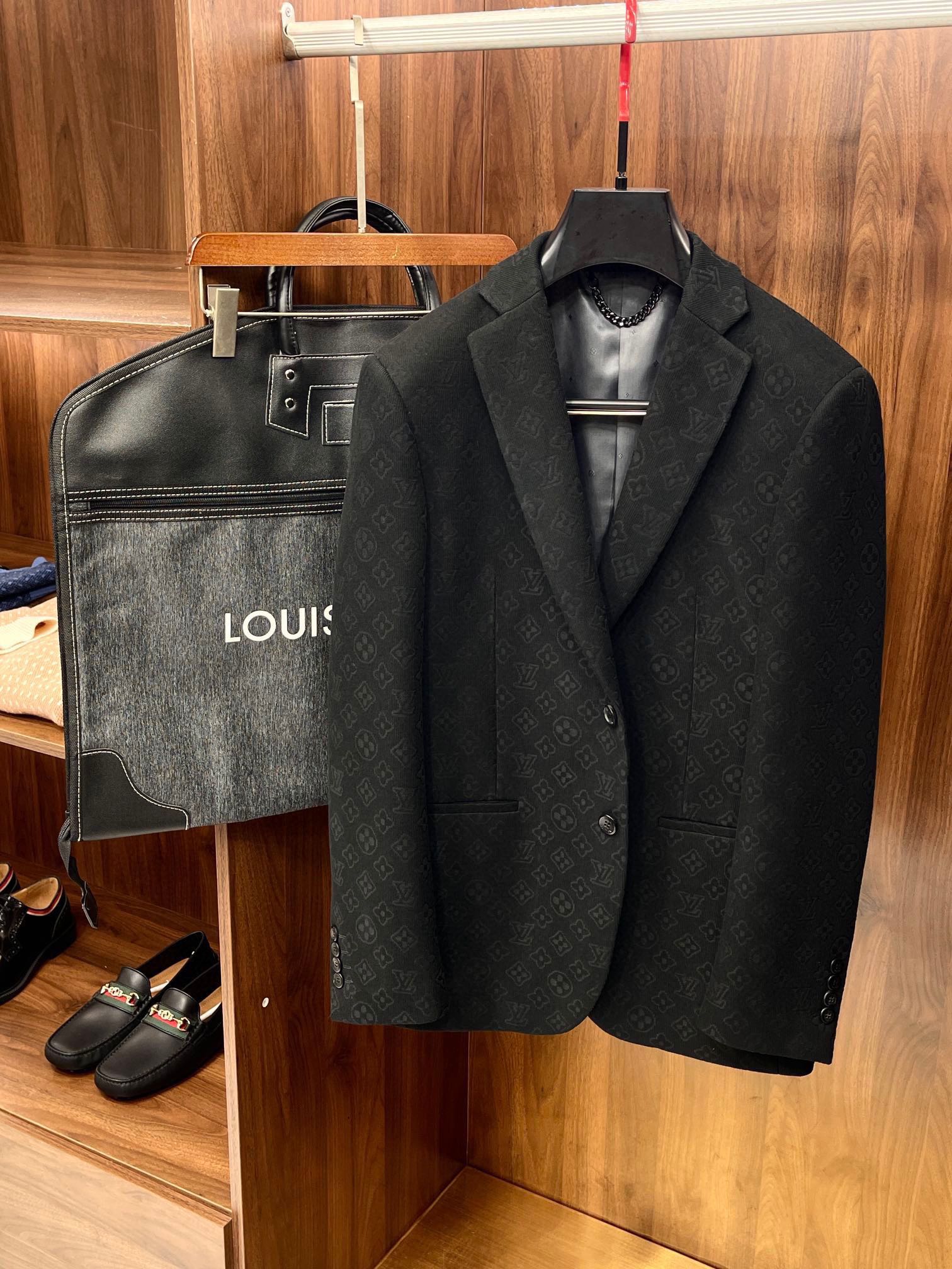 루이비통 Louis Vuitton 양복