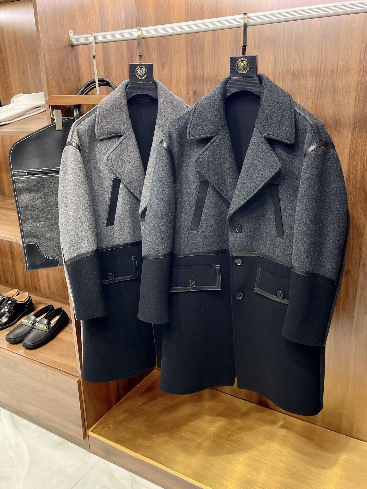 디올 DIOR 외투