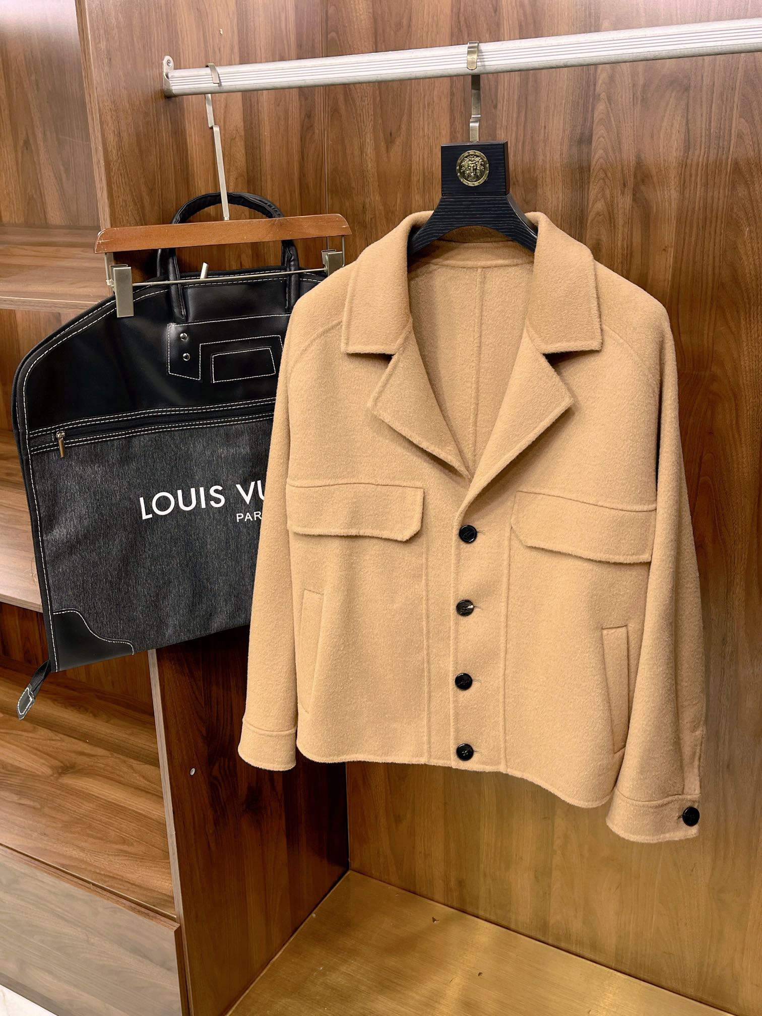 루이비통 Louis Vuitton 외투