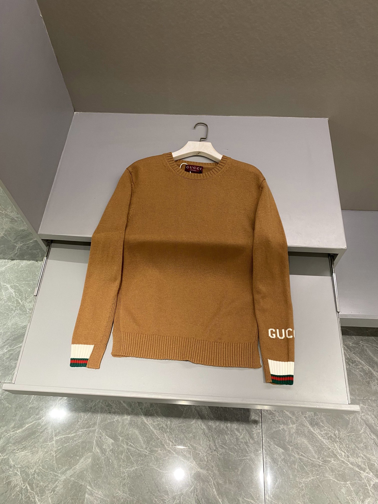 구찌 Gucci 스웨터