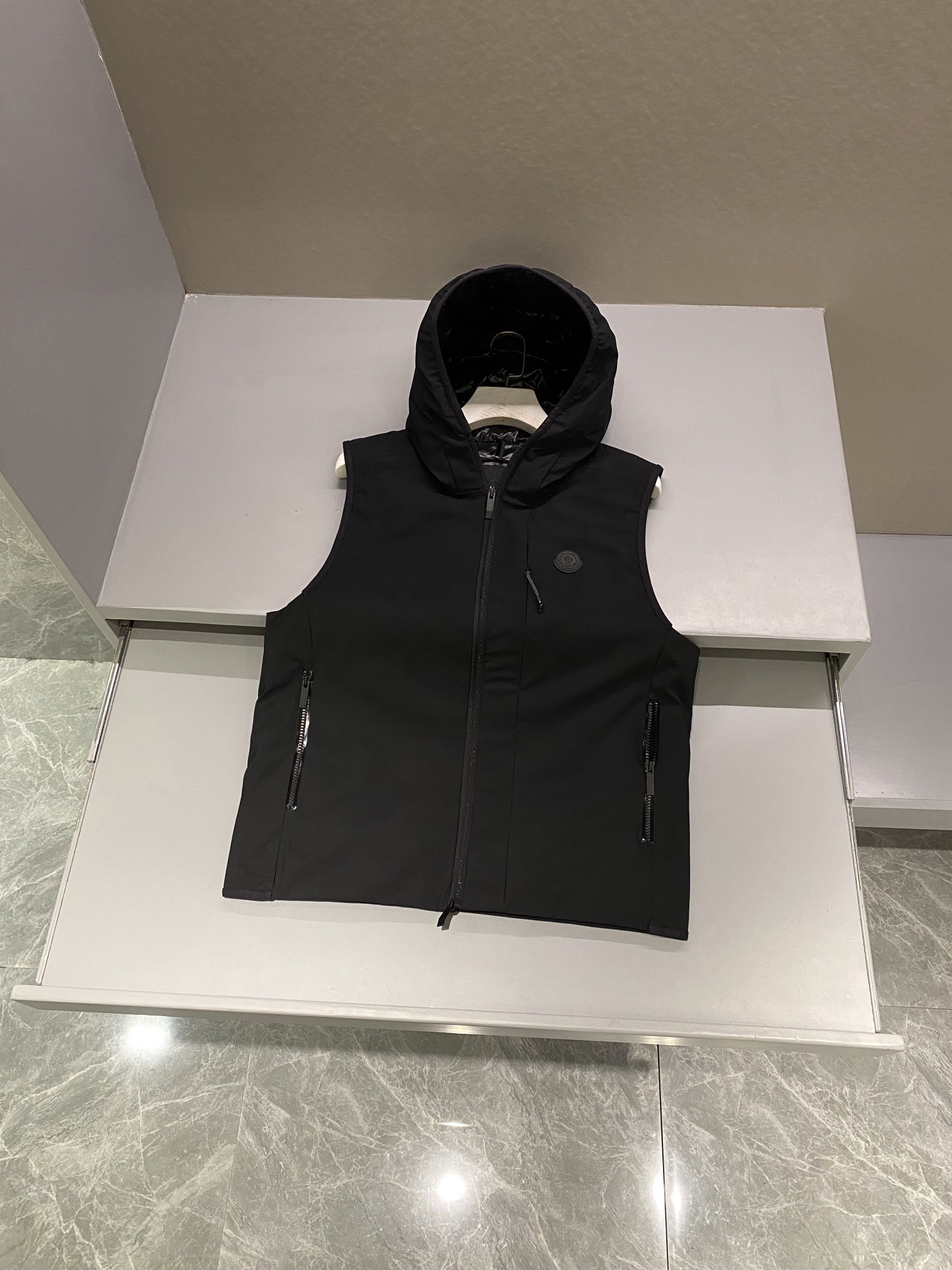 몽클레어 Moncler 조끼 패딩
