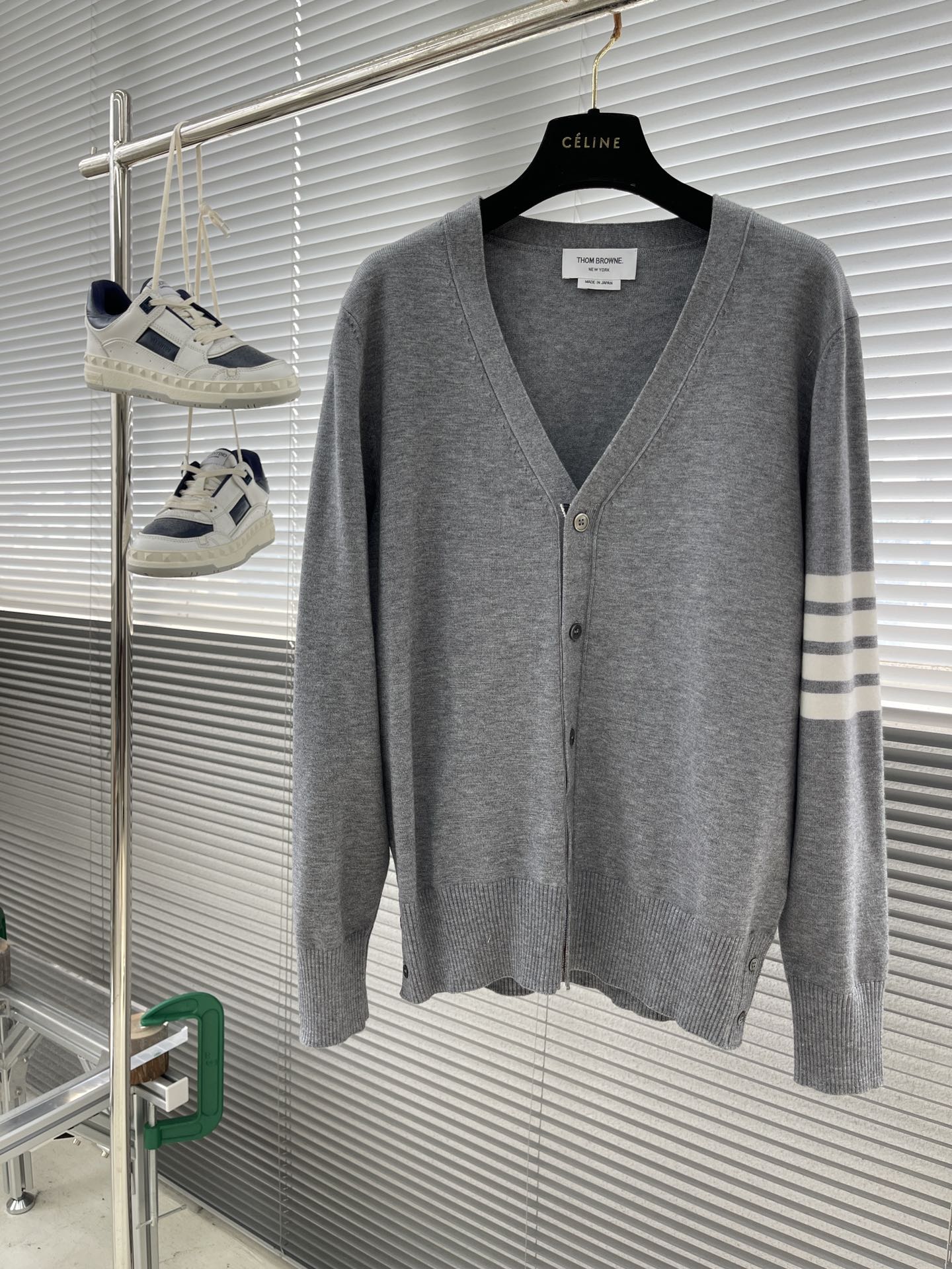 톰브라운 Thom Browne 가디건