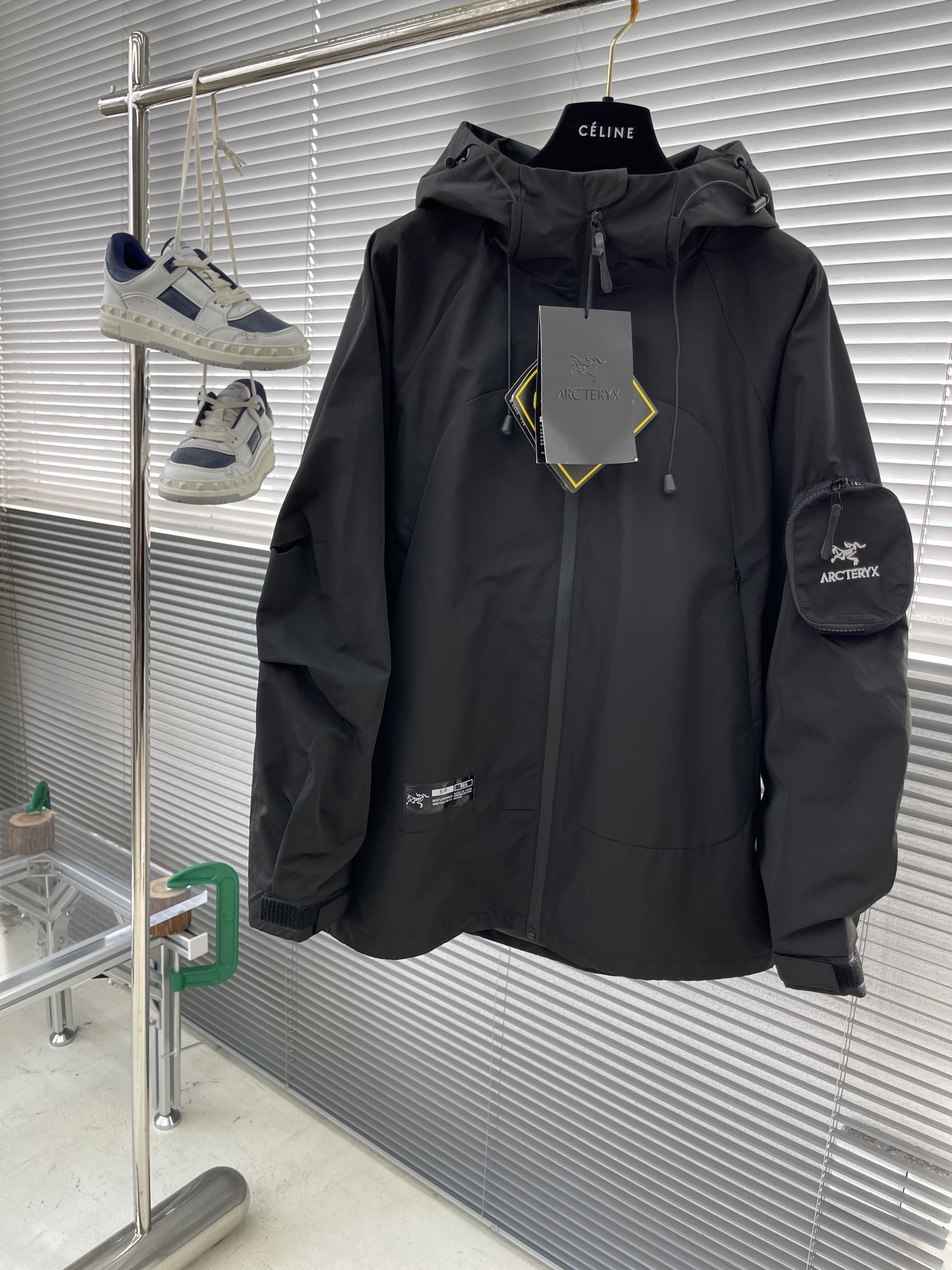 아크테릭스 ARC'TERYX 재킷