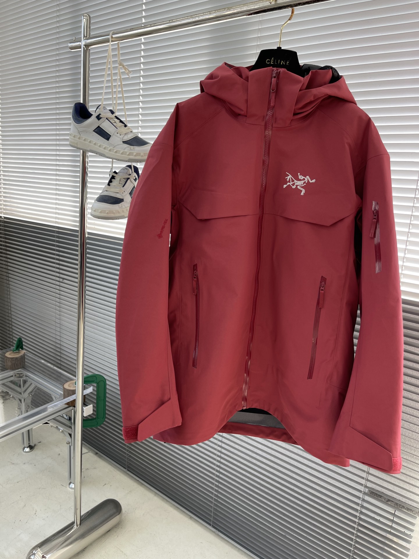 아크테릭스 ARC'TERYX 패딩 재킷
